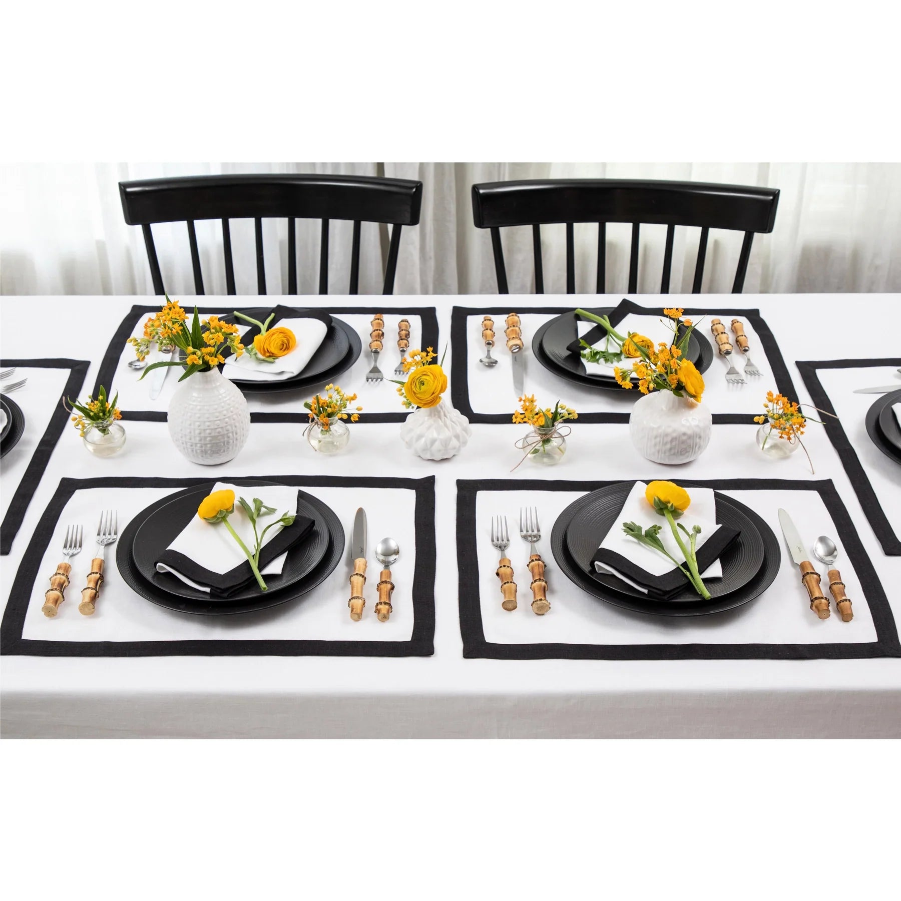 Classic Napkins, Set of 4