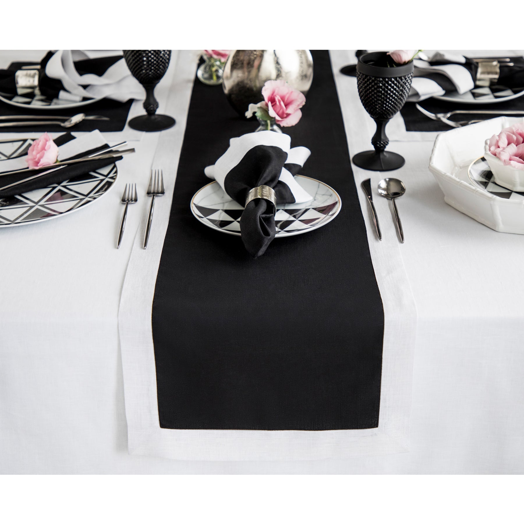 Festive Edge Table Runner