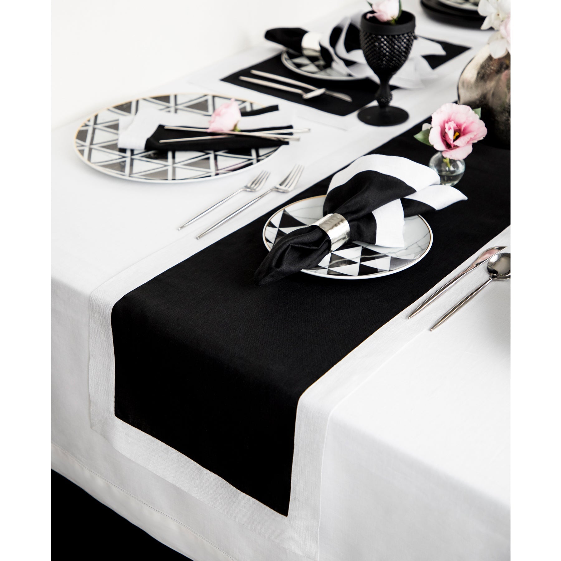 Festive Edge Table Runner