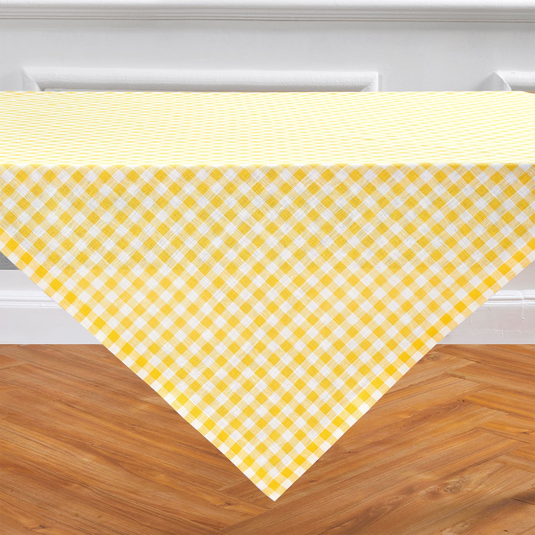 Gingham Table Throw