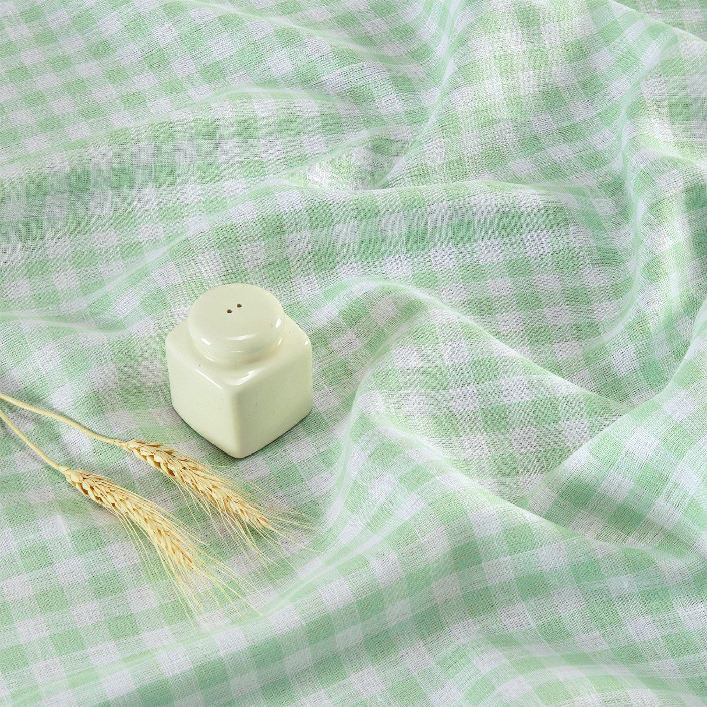 Gingham Table Throw