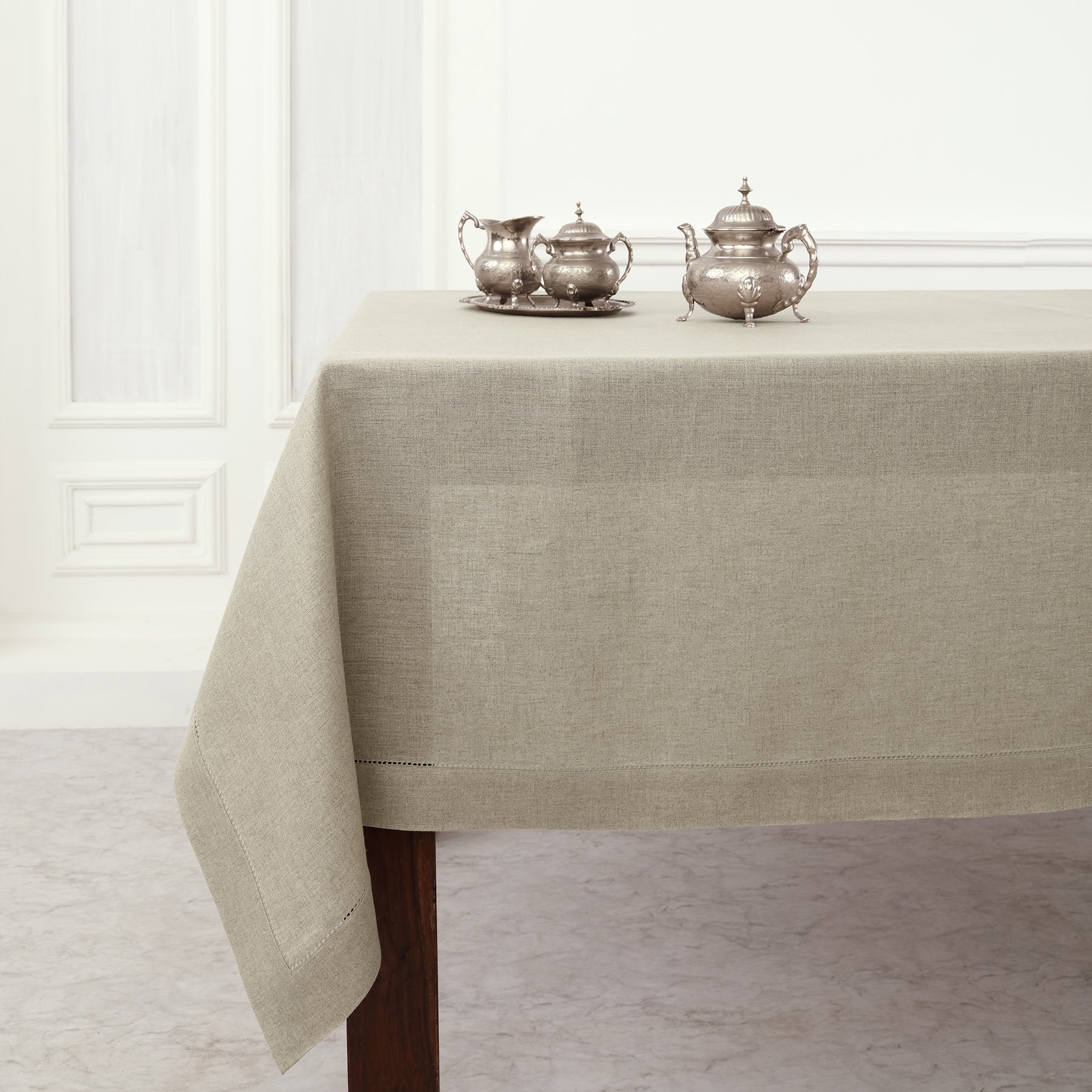 Classic Hemstitch Tablecloth