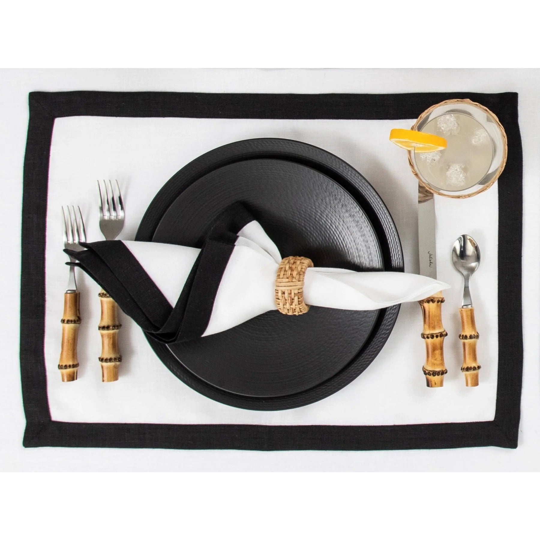 Classic Napkins, Set of 4