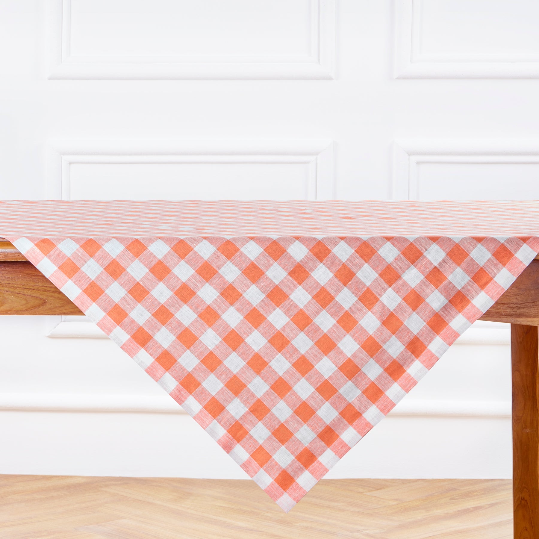 Morgan Check Table Throw