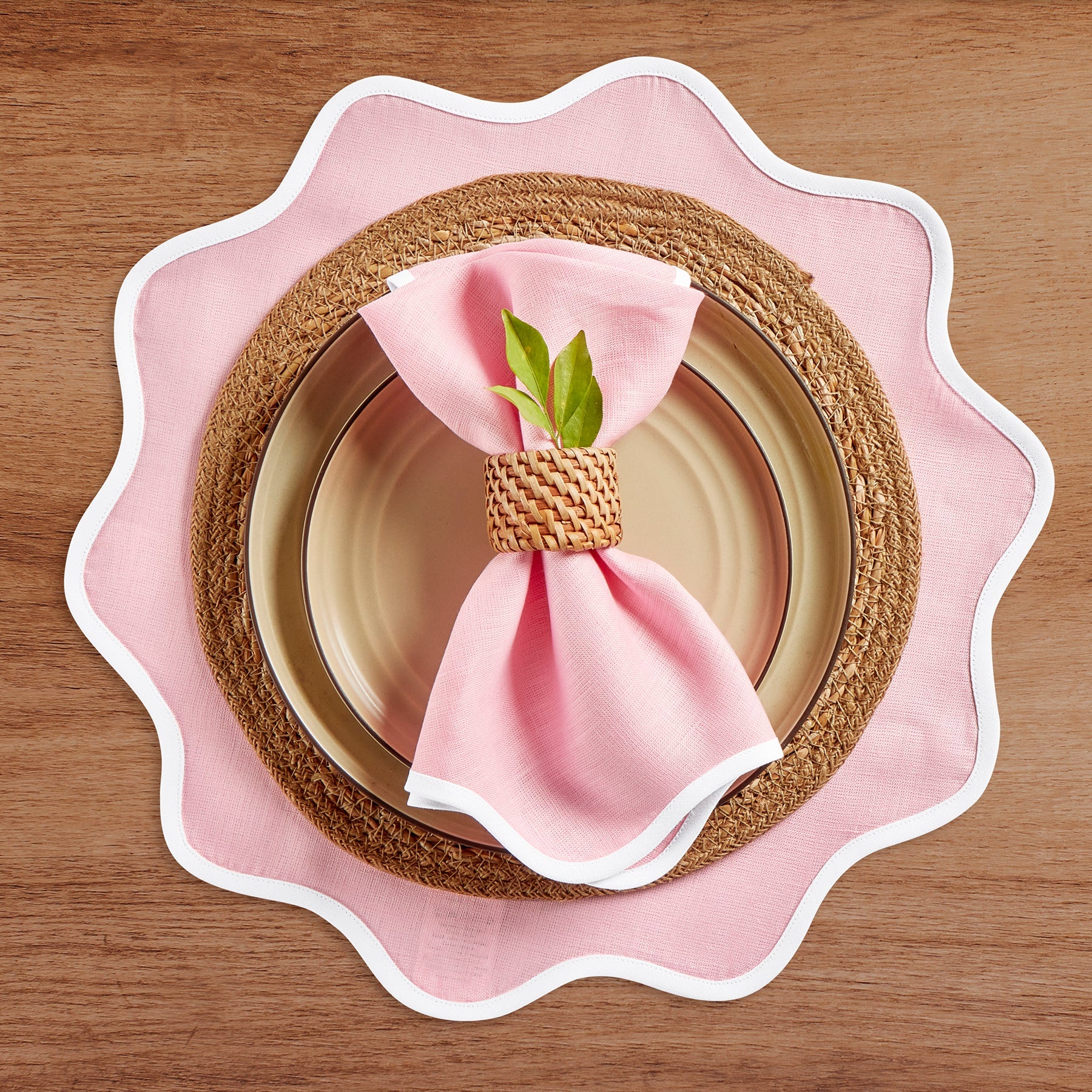 Giselle Scallop Edge Placemats, Set of 4