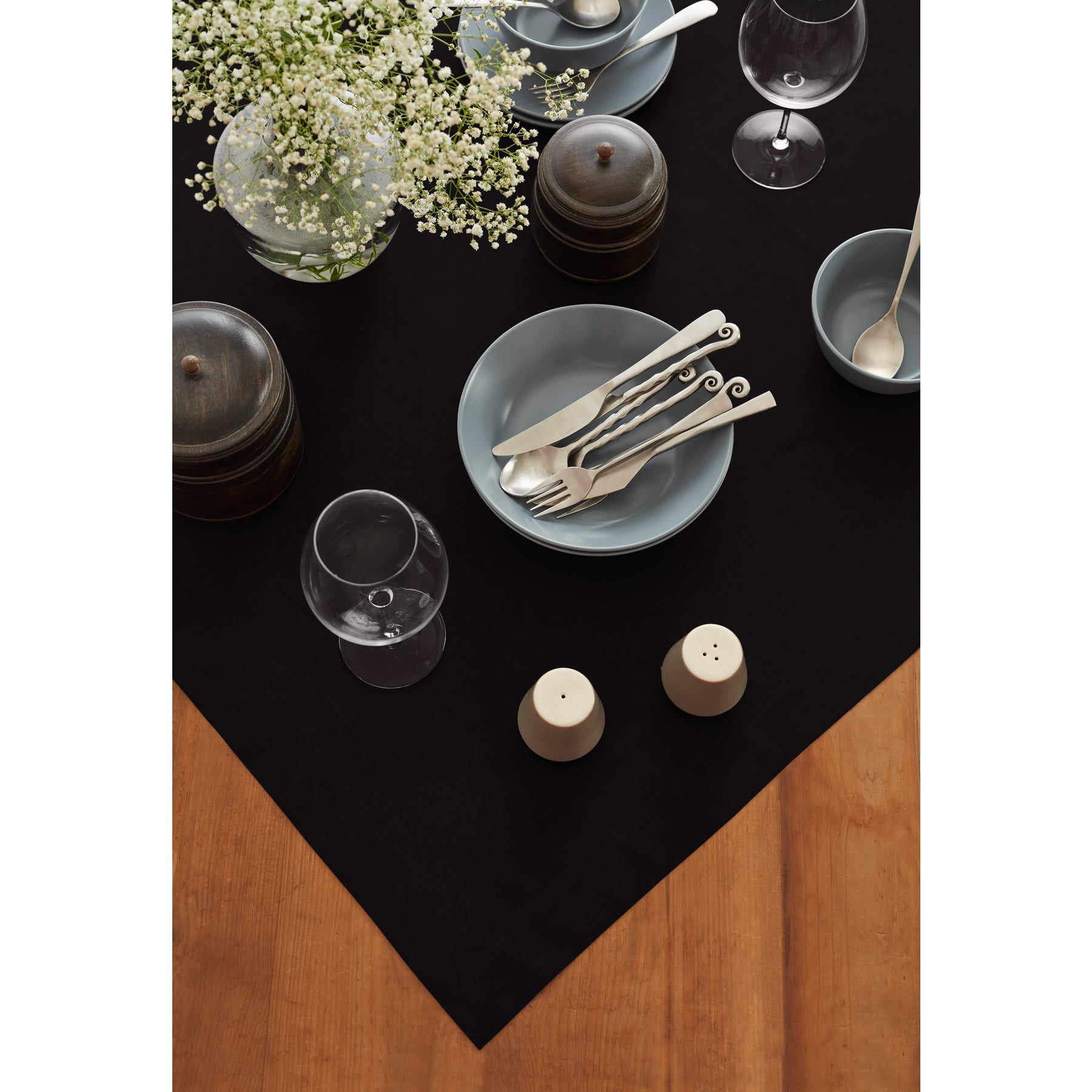 Dru Cotton Linen Table Throw