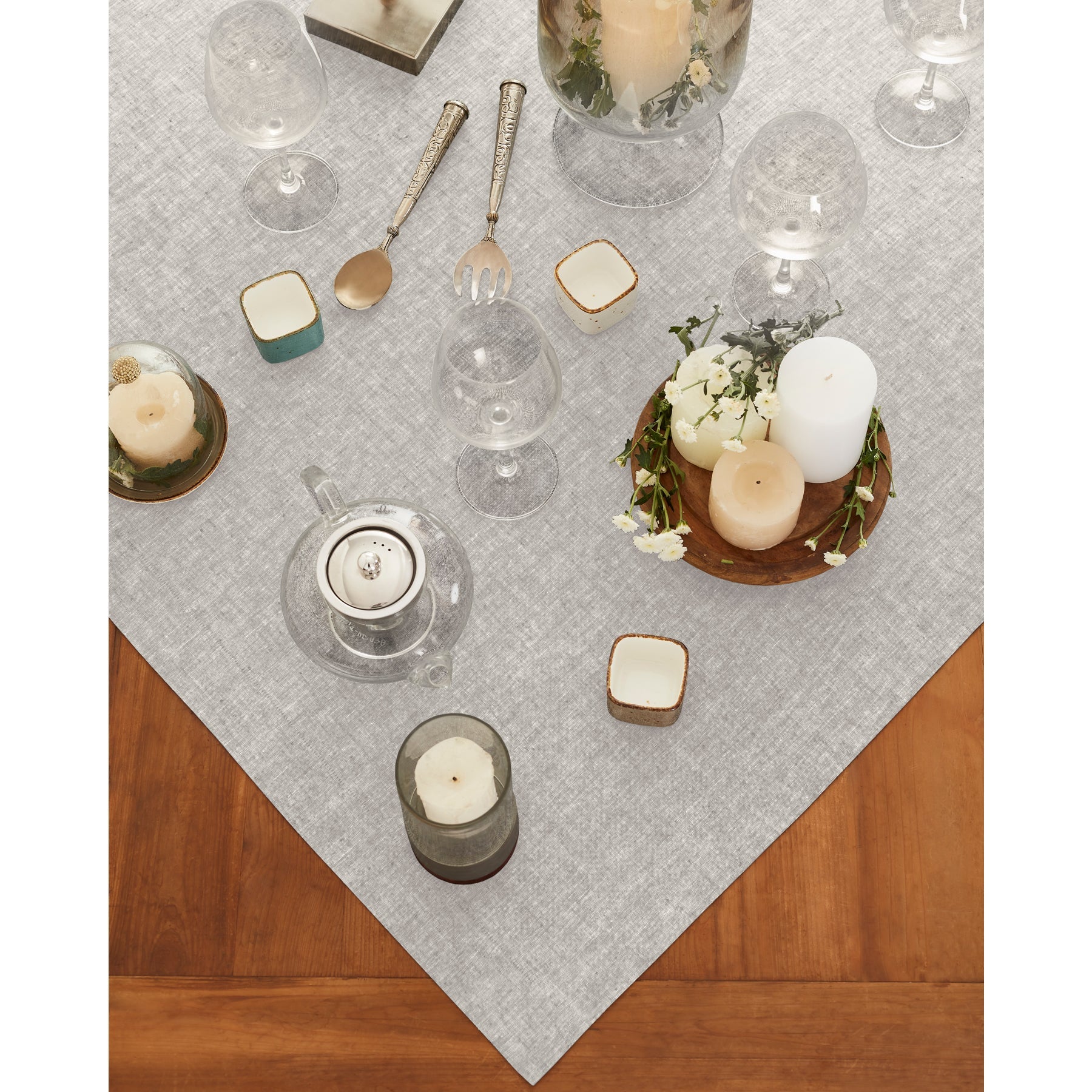 Athena Table Throw