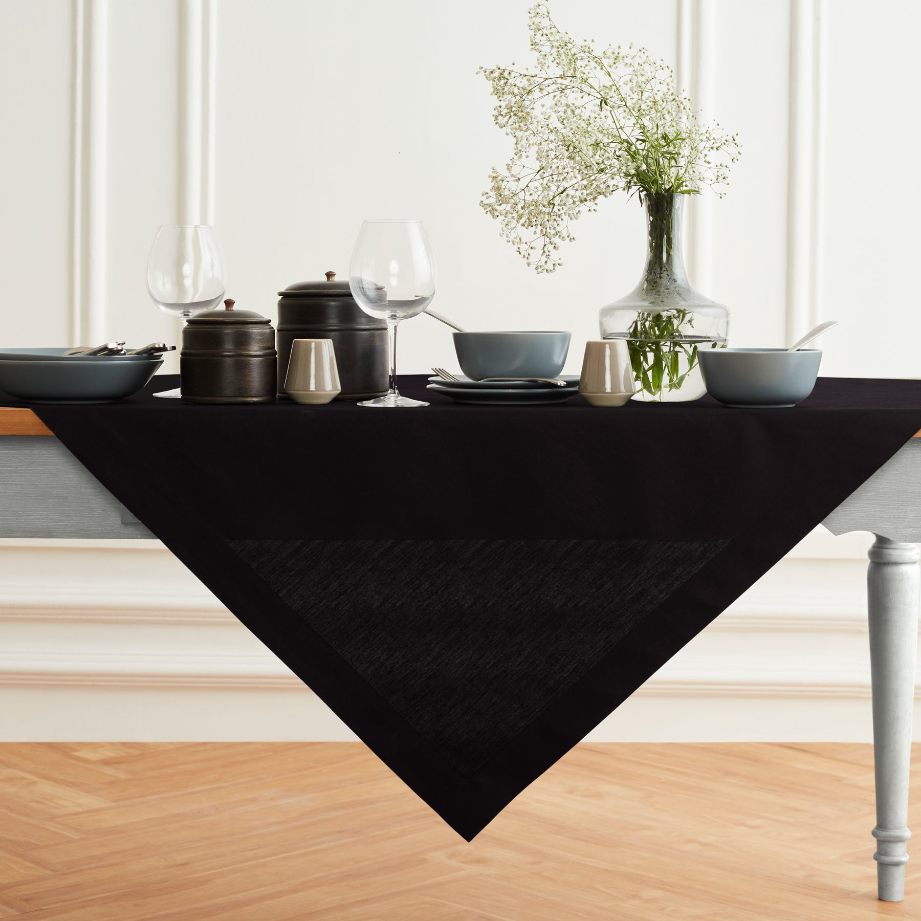 Dru Cotton Linen Table Throw