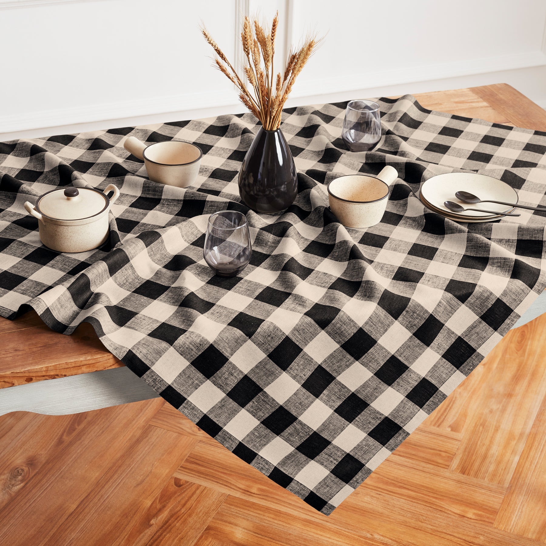 Buffalo Check Table Throw