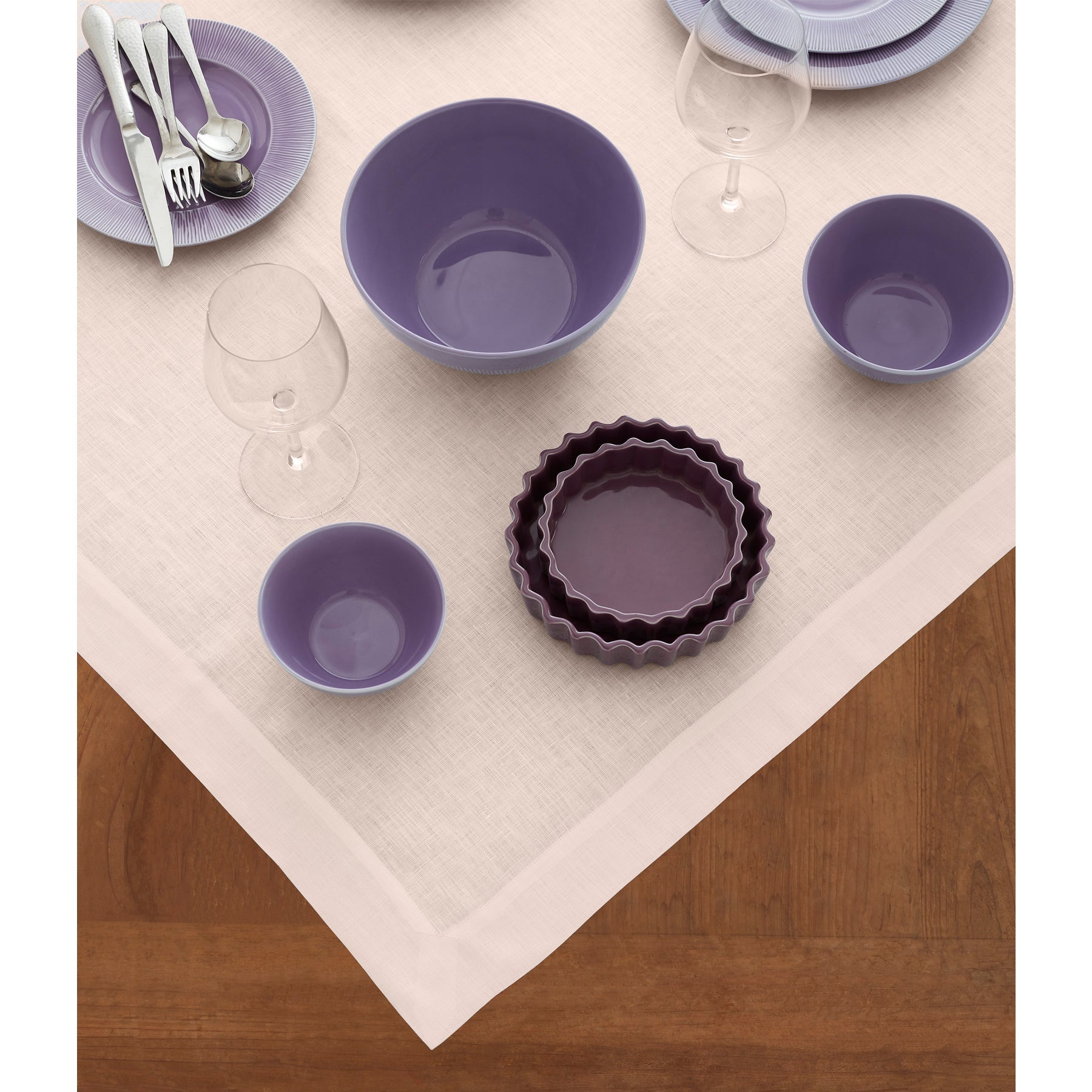 Fete Table Throw