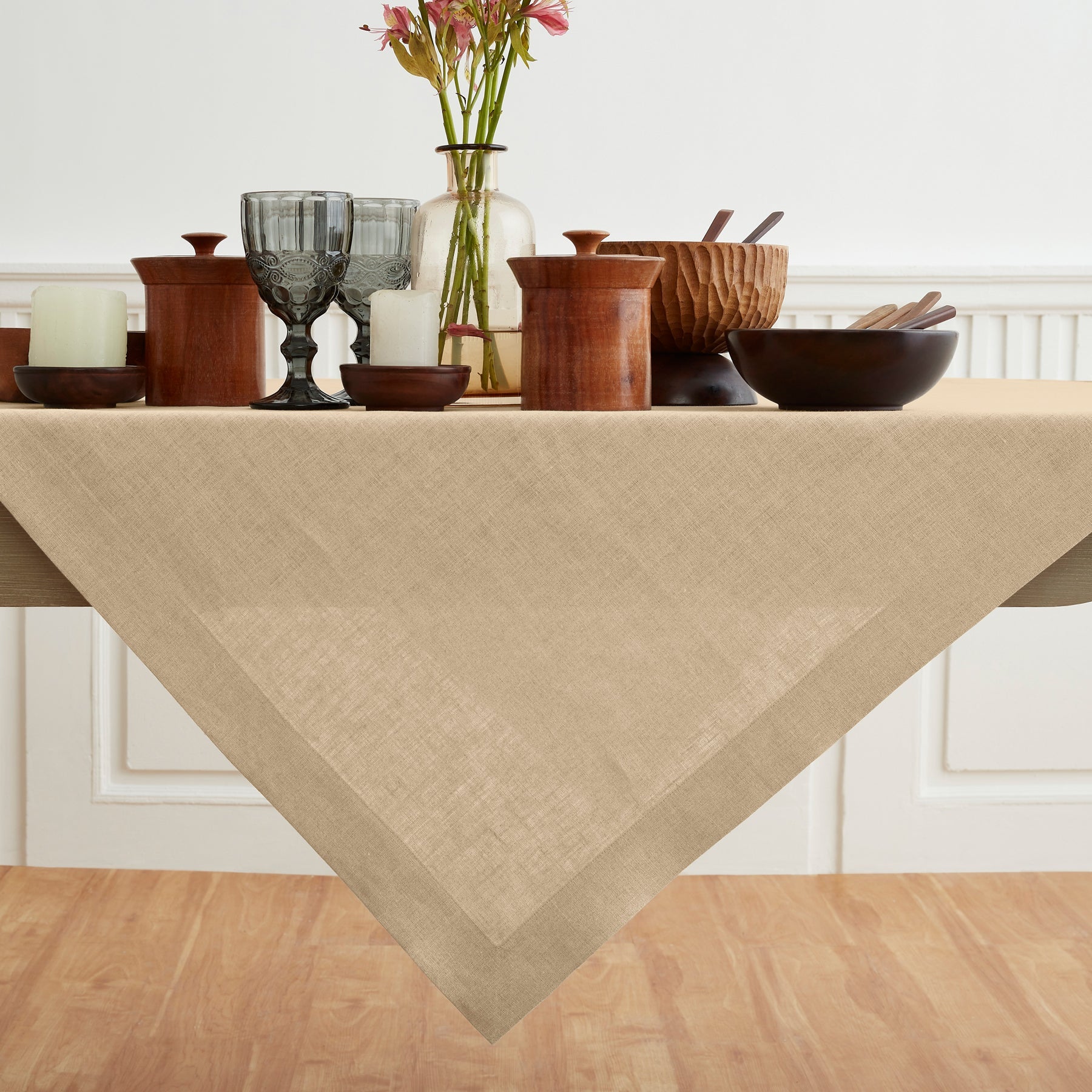 Fete Table Throw