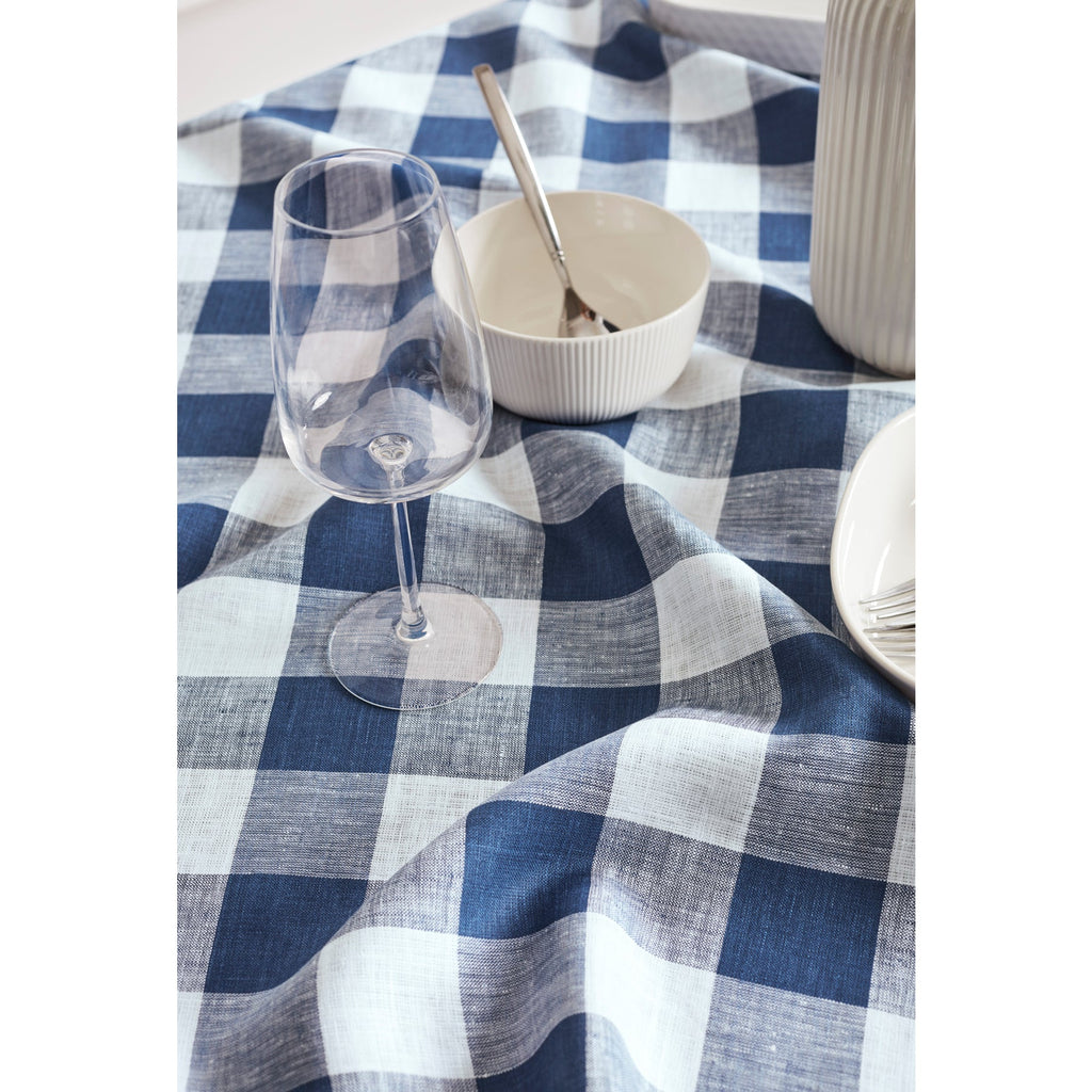 Buffalo Check Table Throw