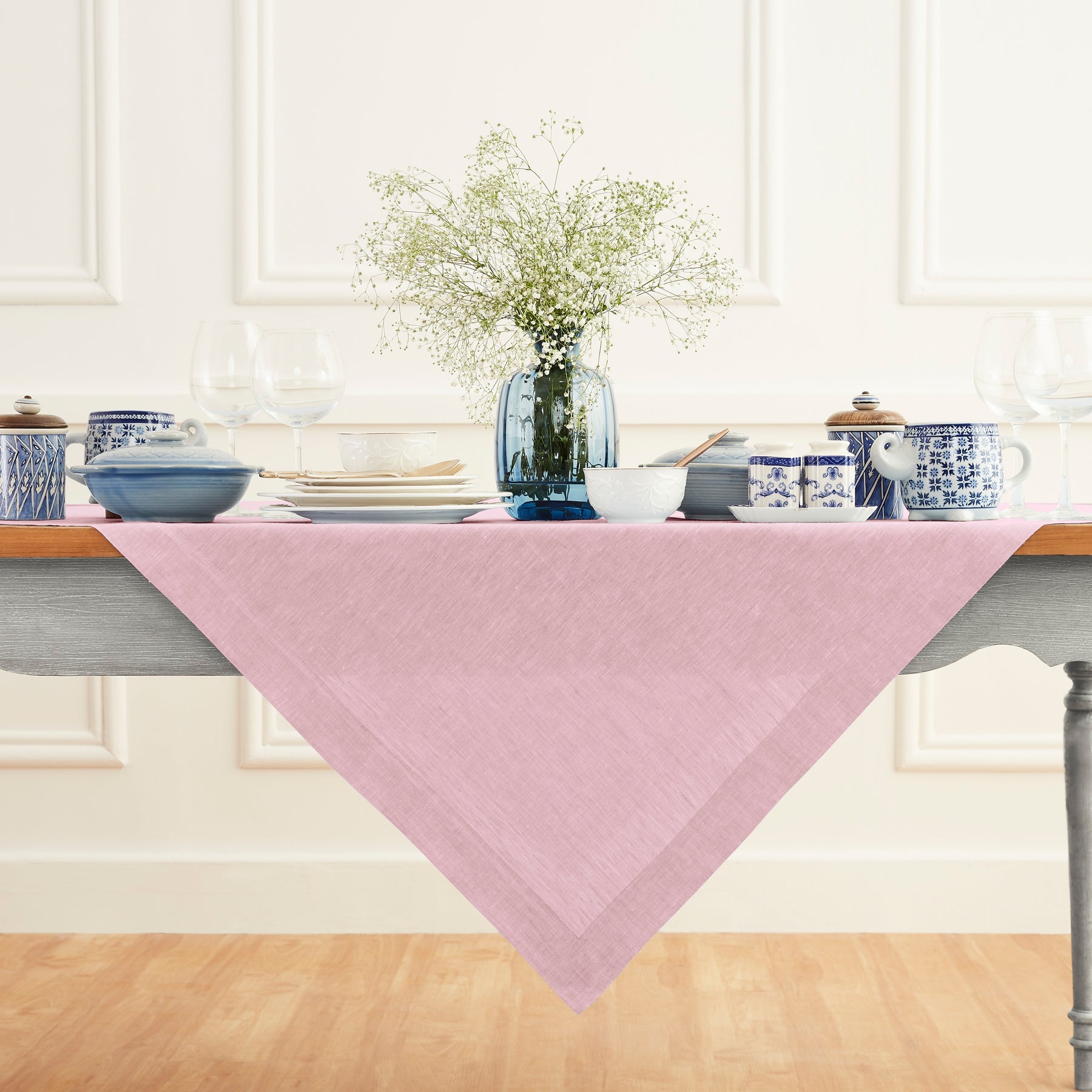 Athena Table Throw