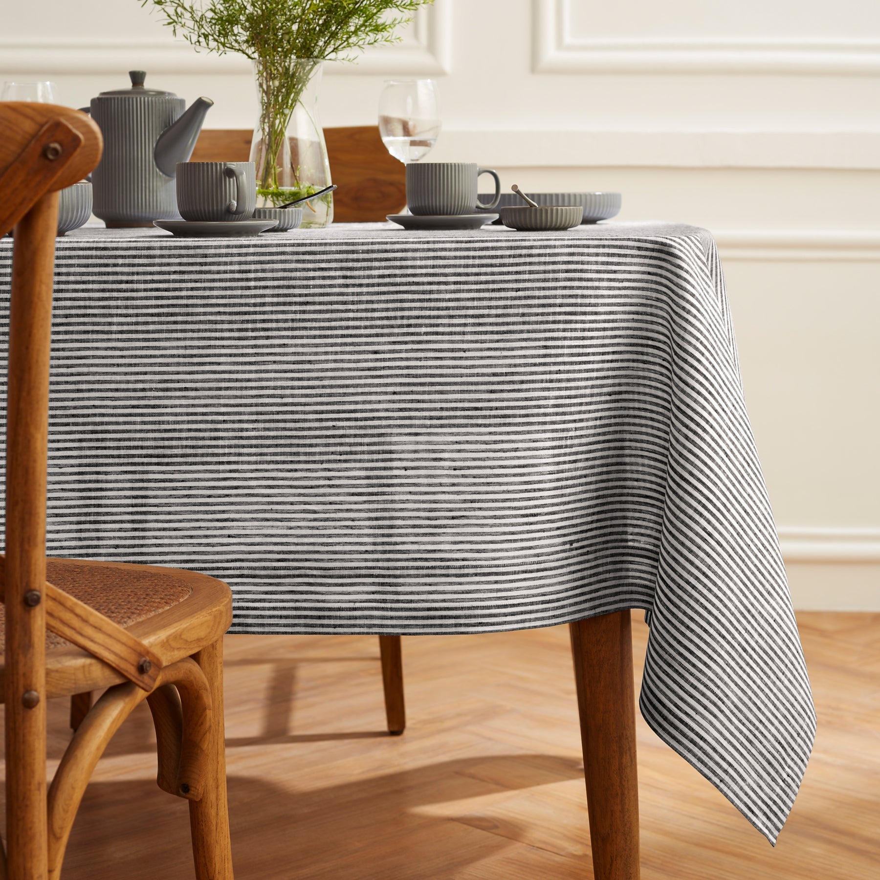 Narrow Stripe Tablecloth