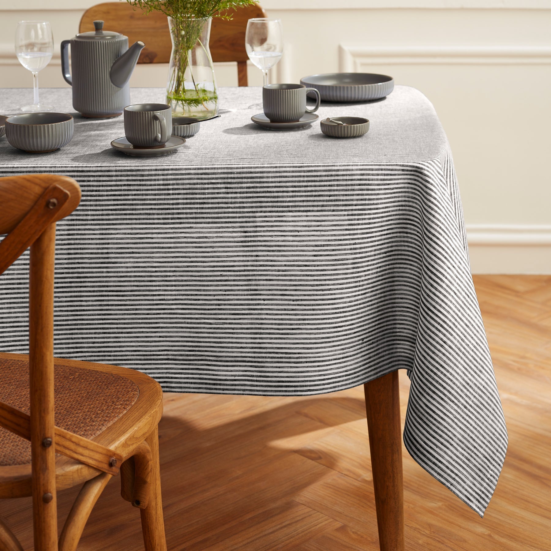 Narrow Stripe Tablecloth