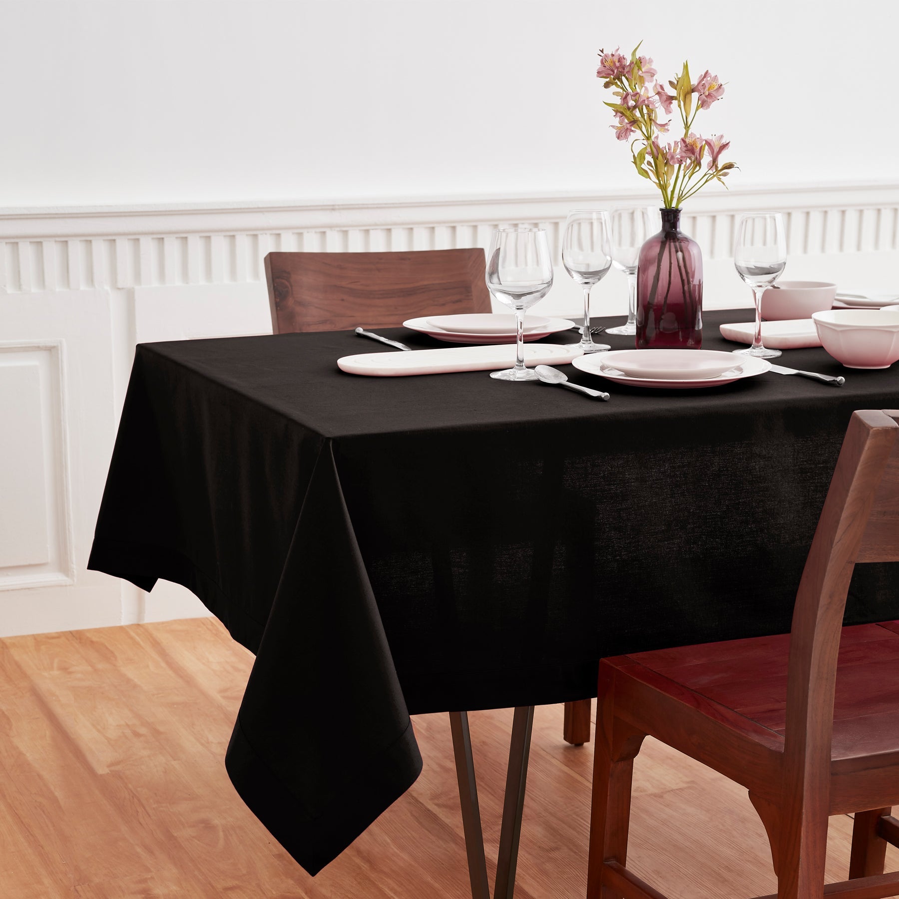 Dru Cotton Linen Tablecloth