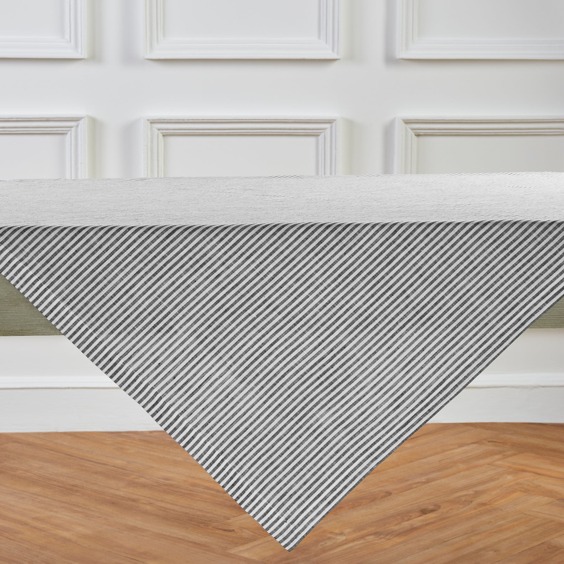 Narrow Stripe Table Throw