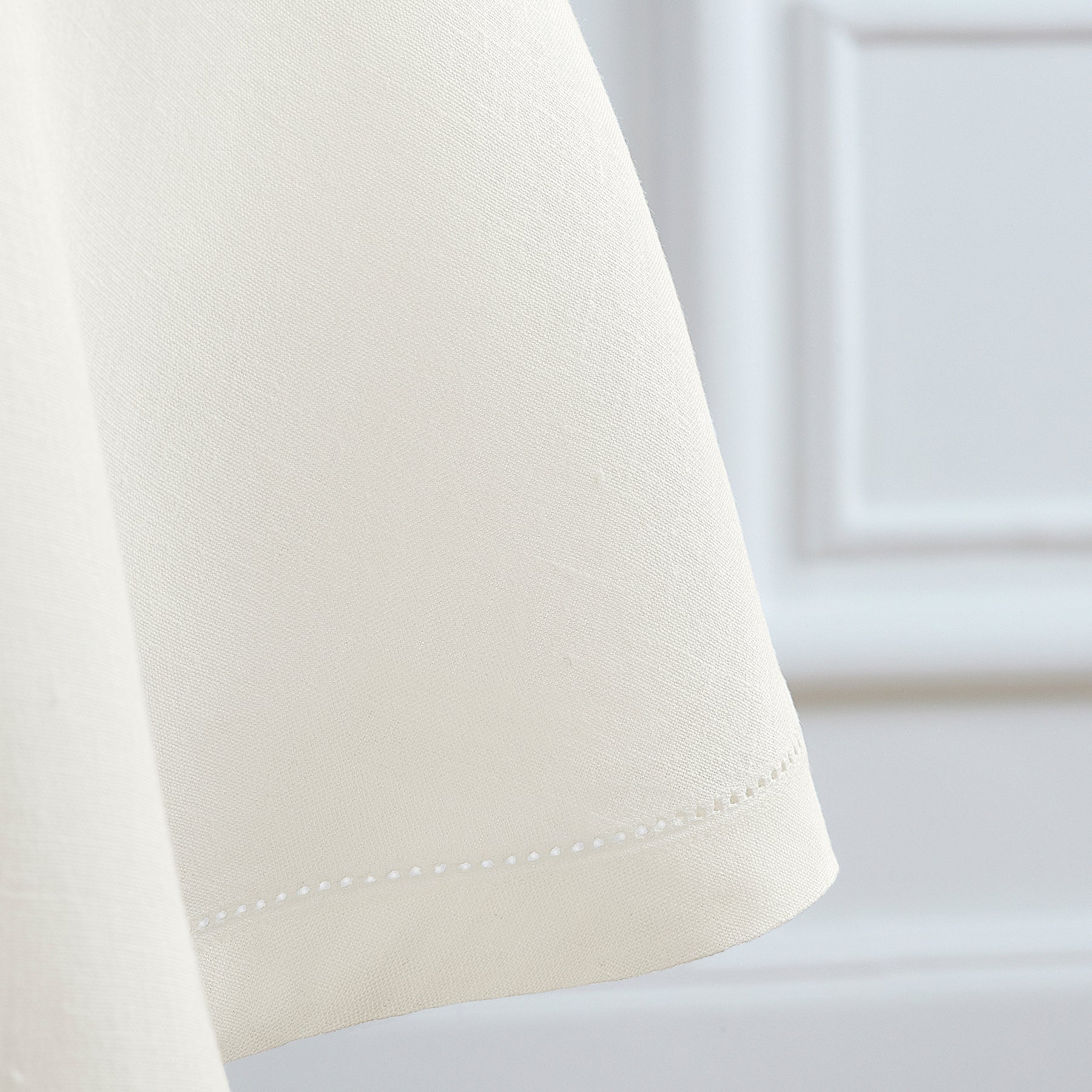 Sonoma Hemstitch Round Tablecloth