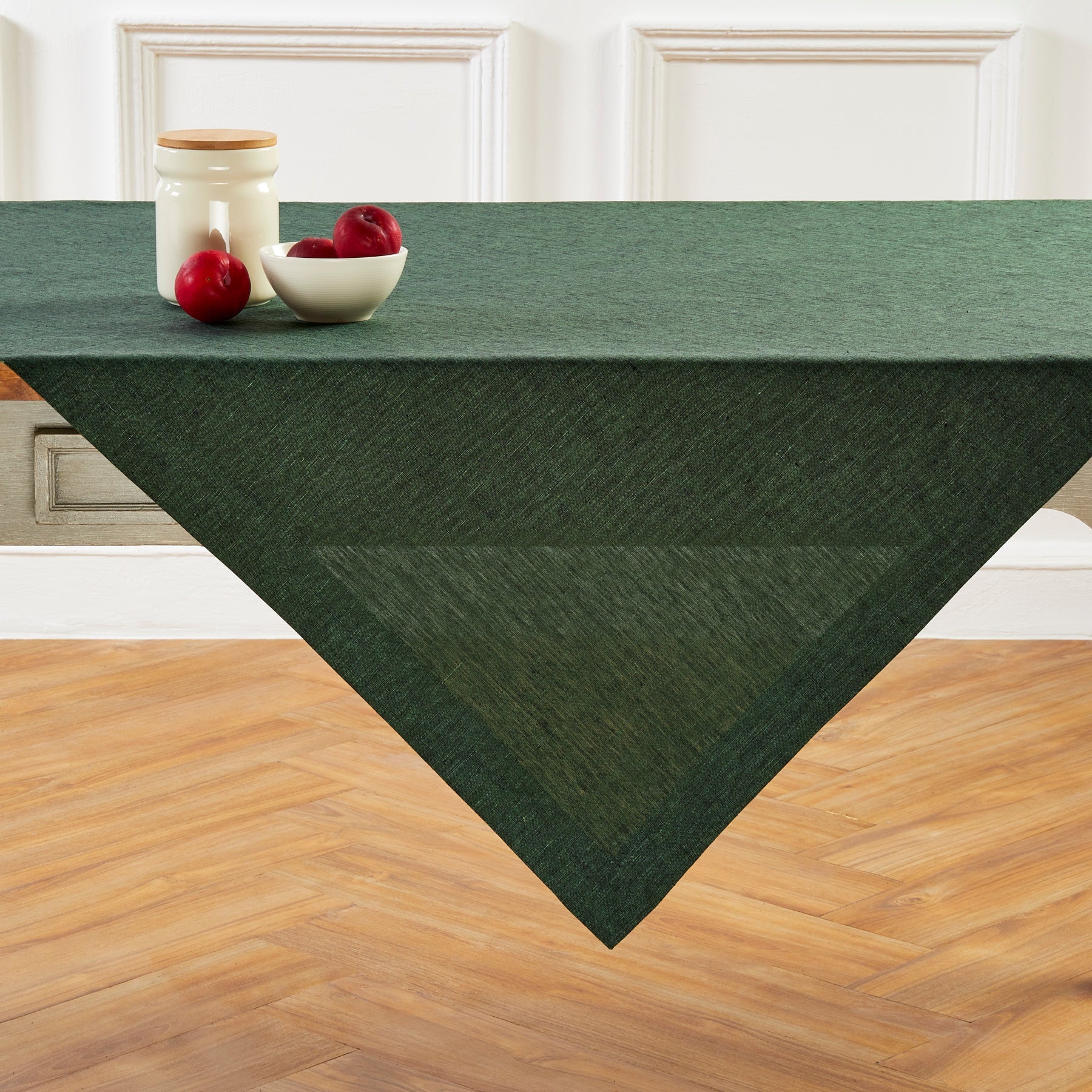 Athena Table Throw