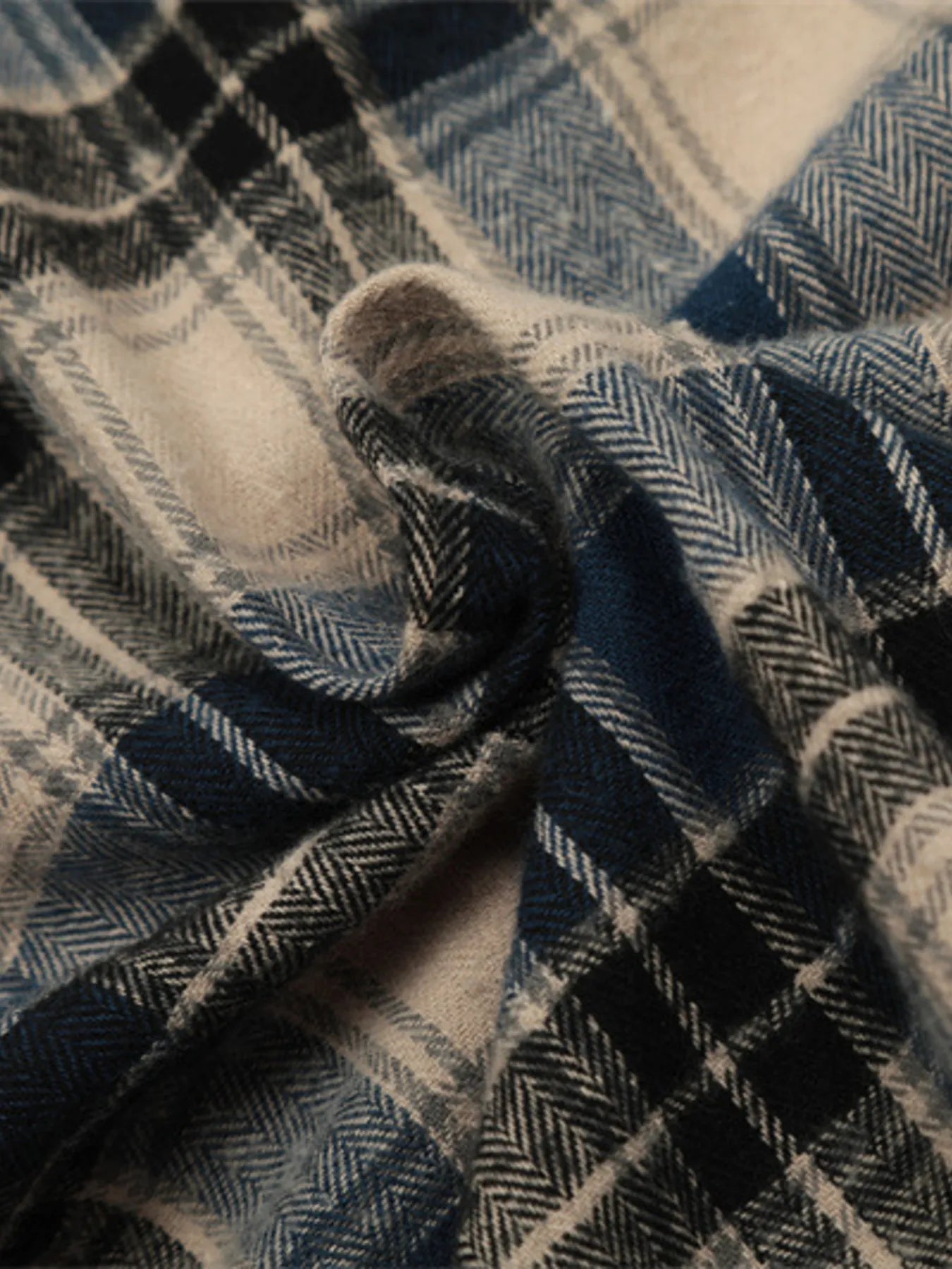 Men's Plaid Long Sleeve Shirt with Raw Hem