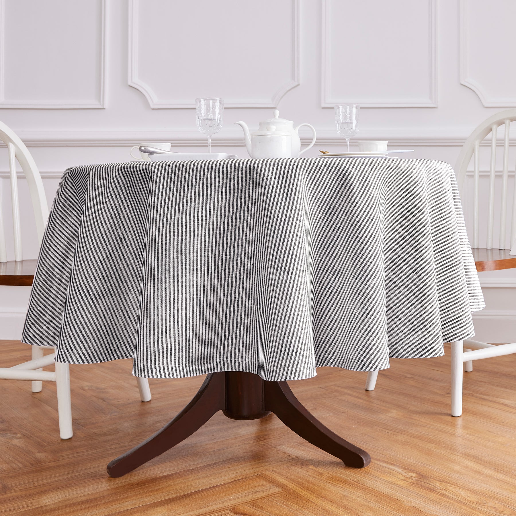 Narrow Stripe Round Tablecloth