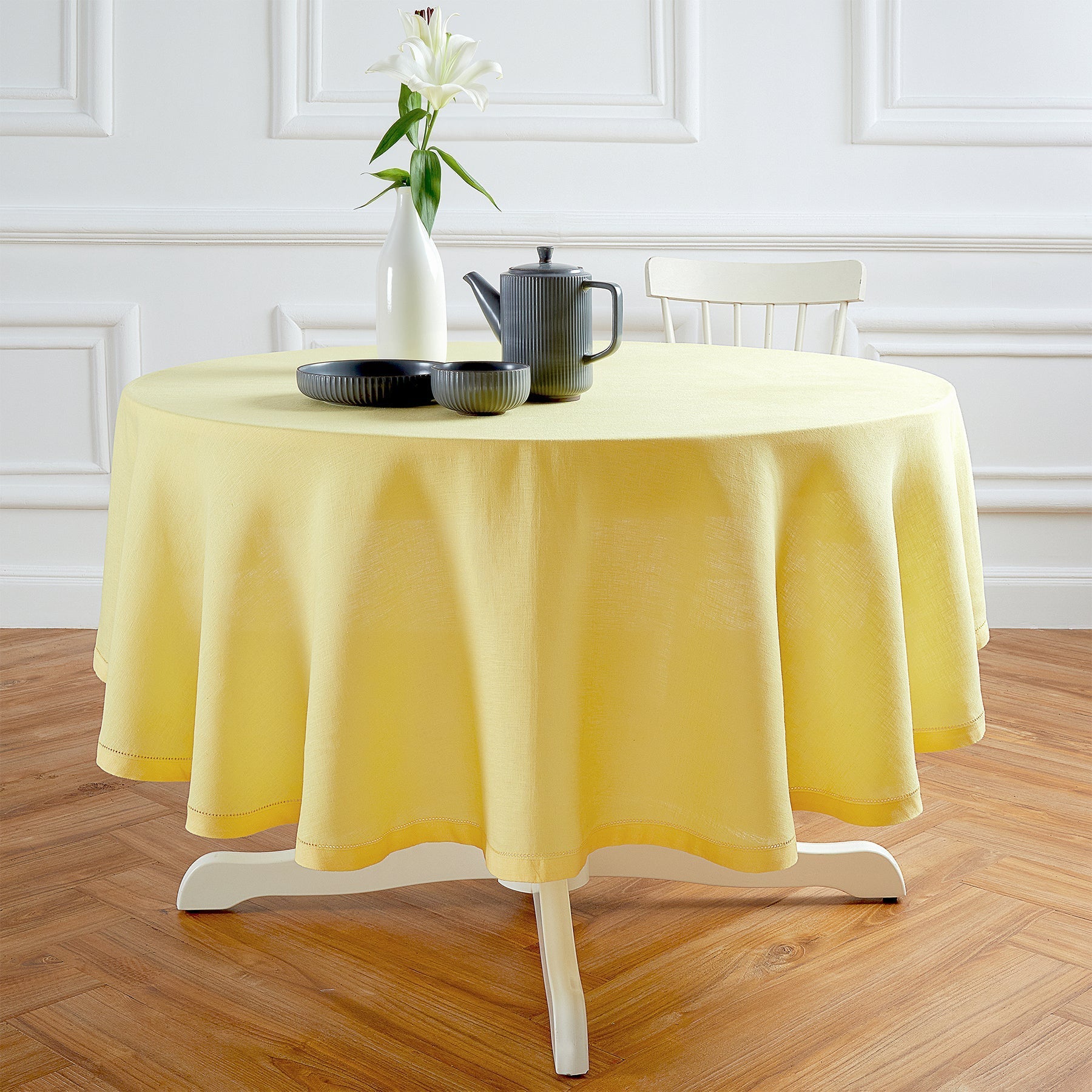 Sonoma Hemstitch Round Tablecloth