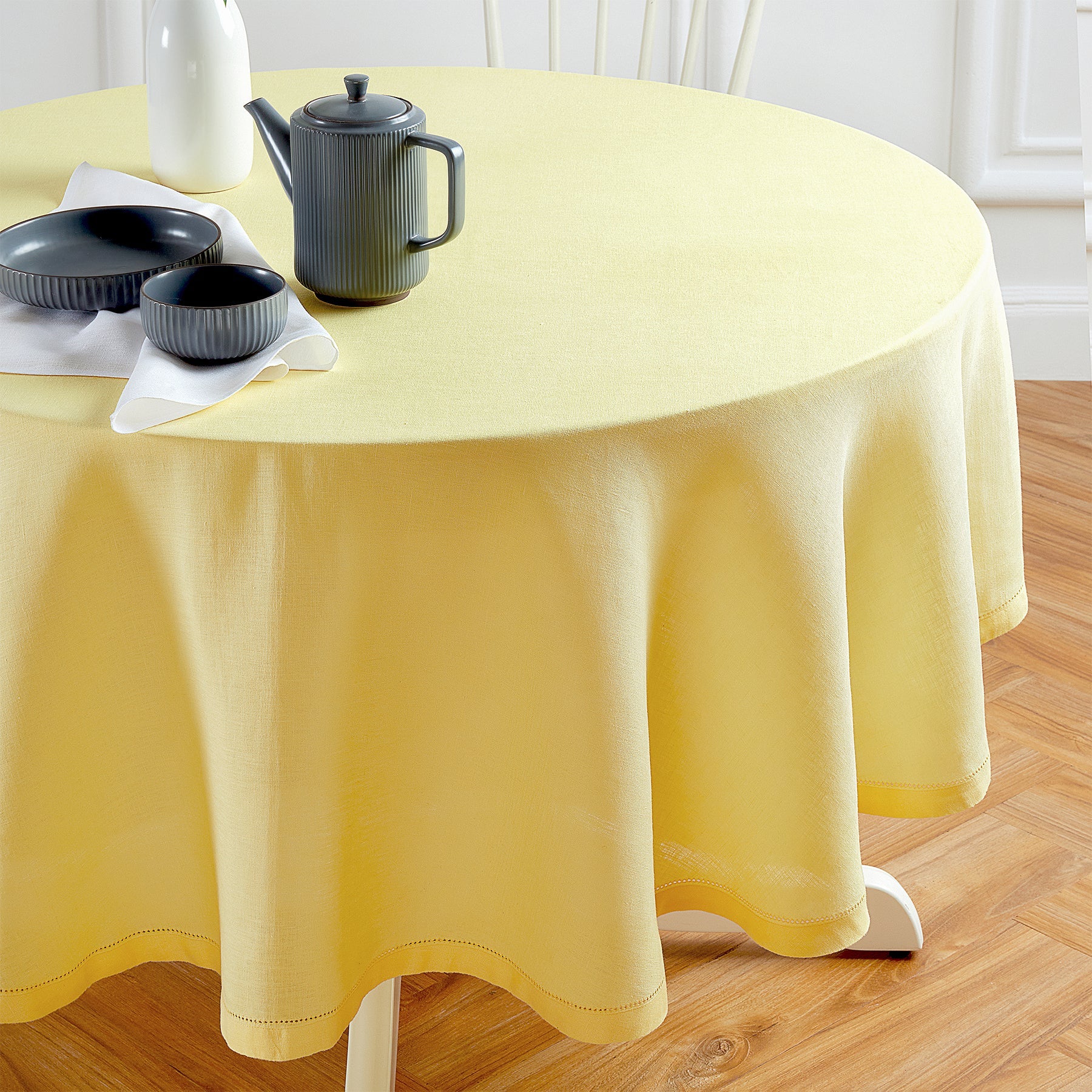 Sonoma Hemstitch Round Tablecloth