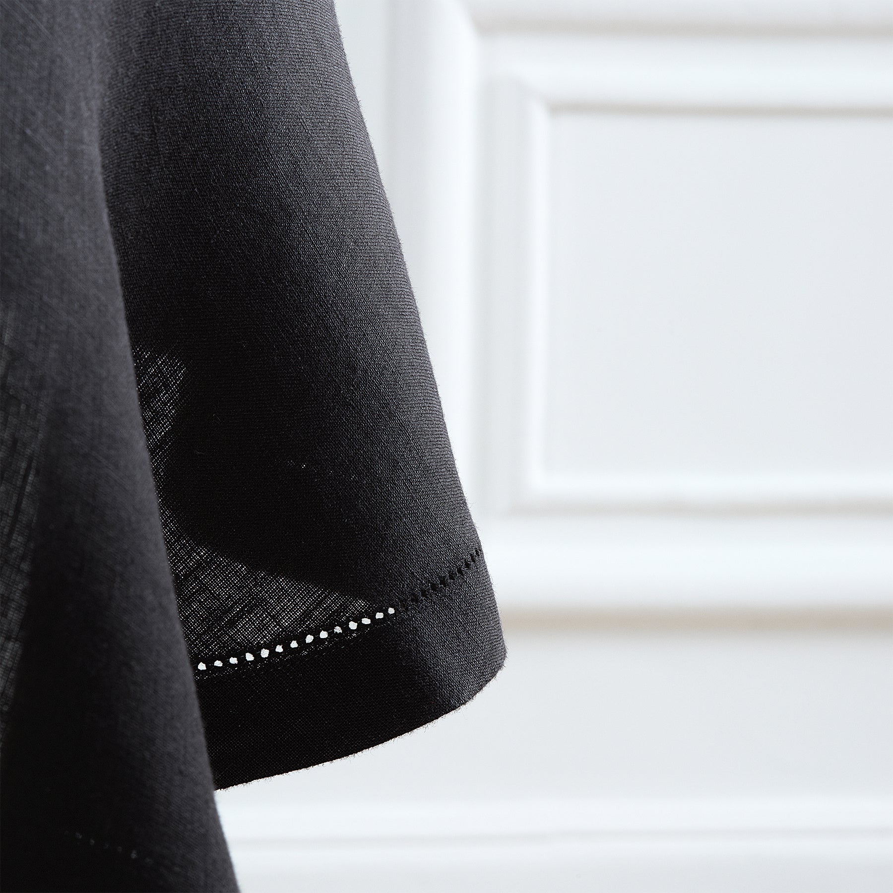 Sonoma Hemstitch Round Tablecloth