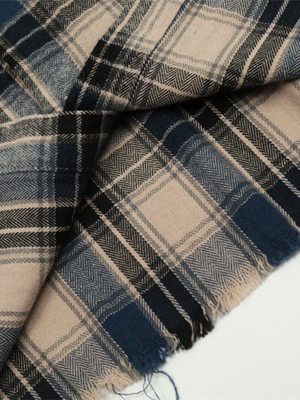 Men's Plaid Long Sleeve Shirt with Raw Hem