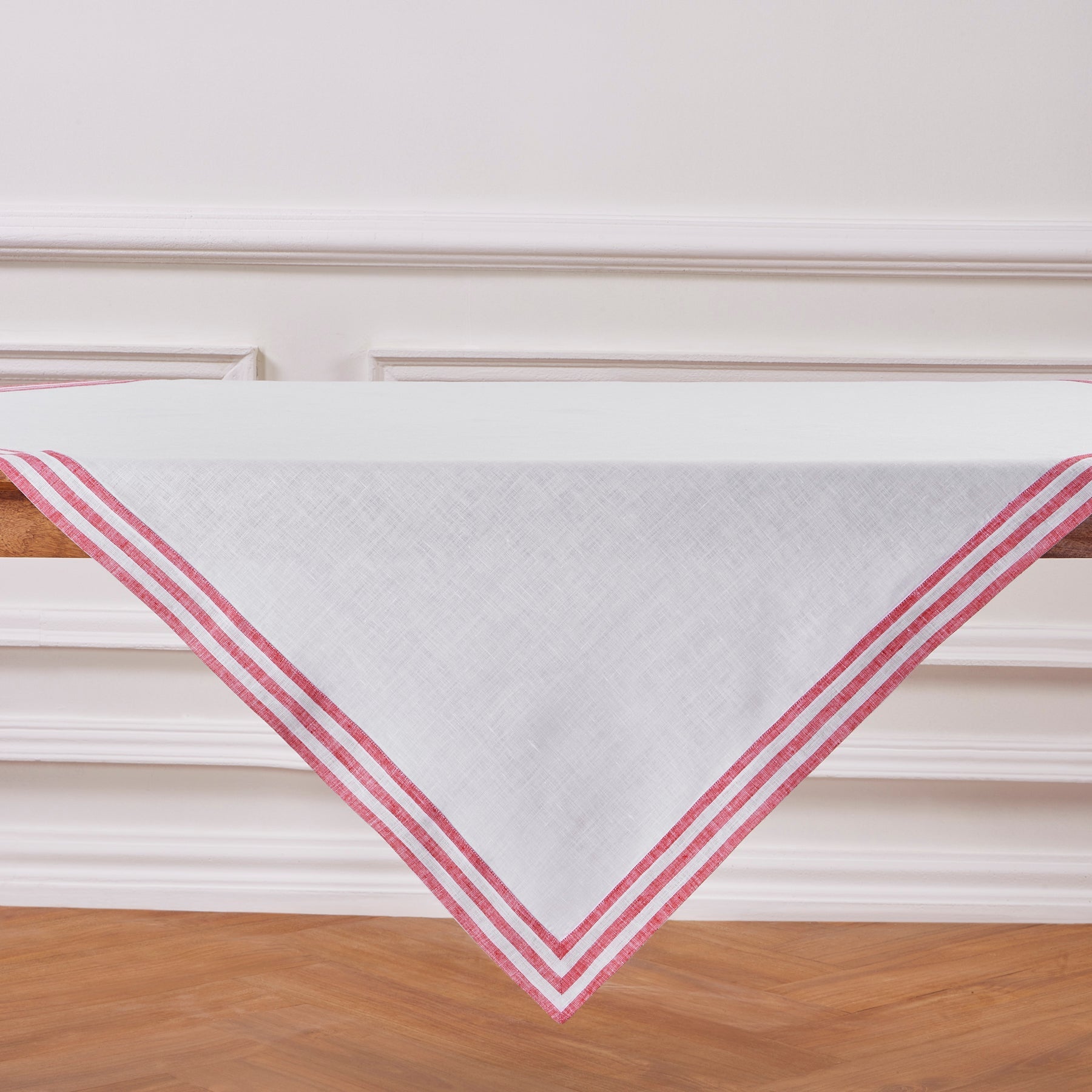 Mila Table Throw
