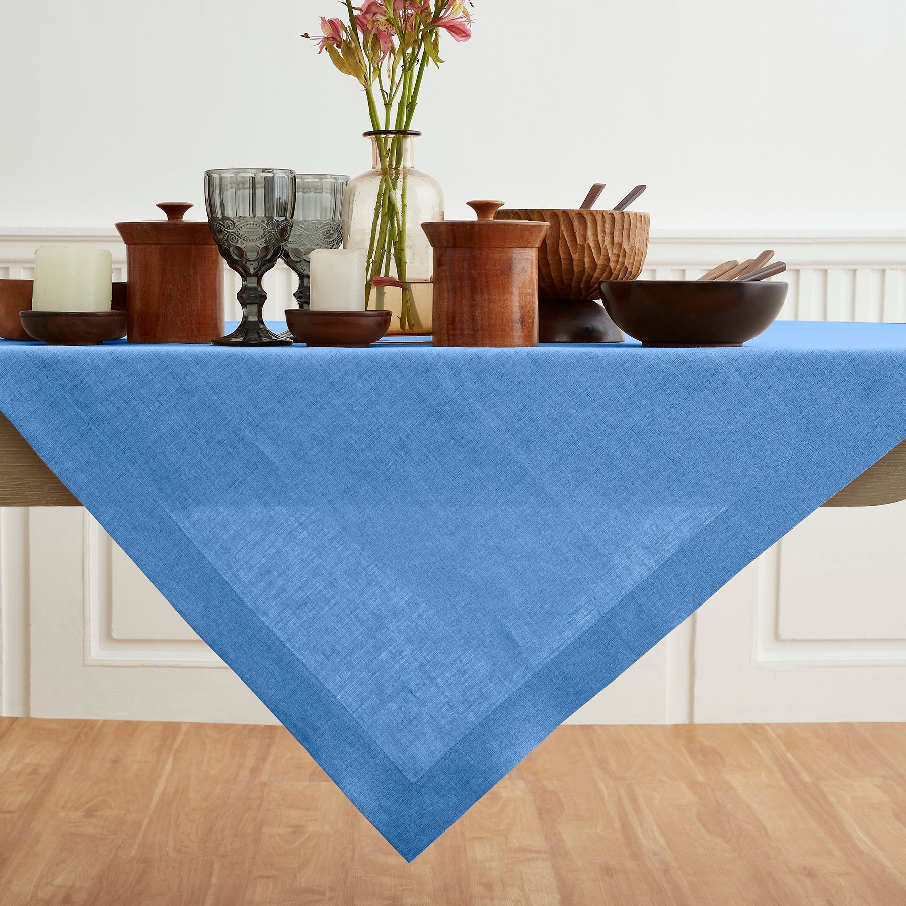 Fete Table Throw