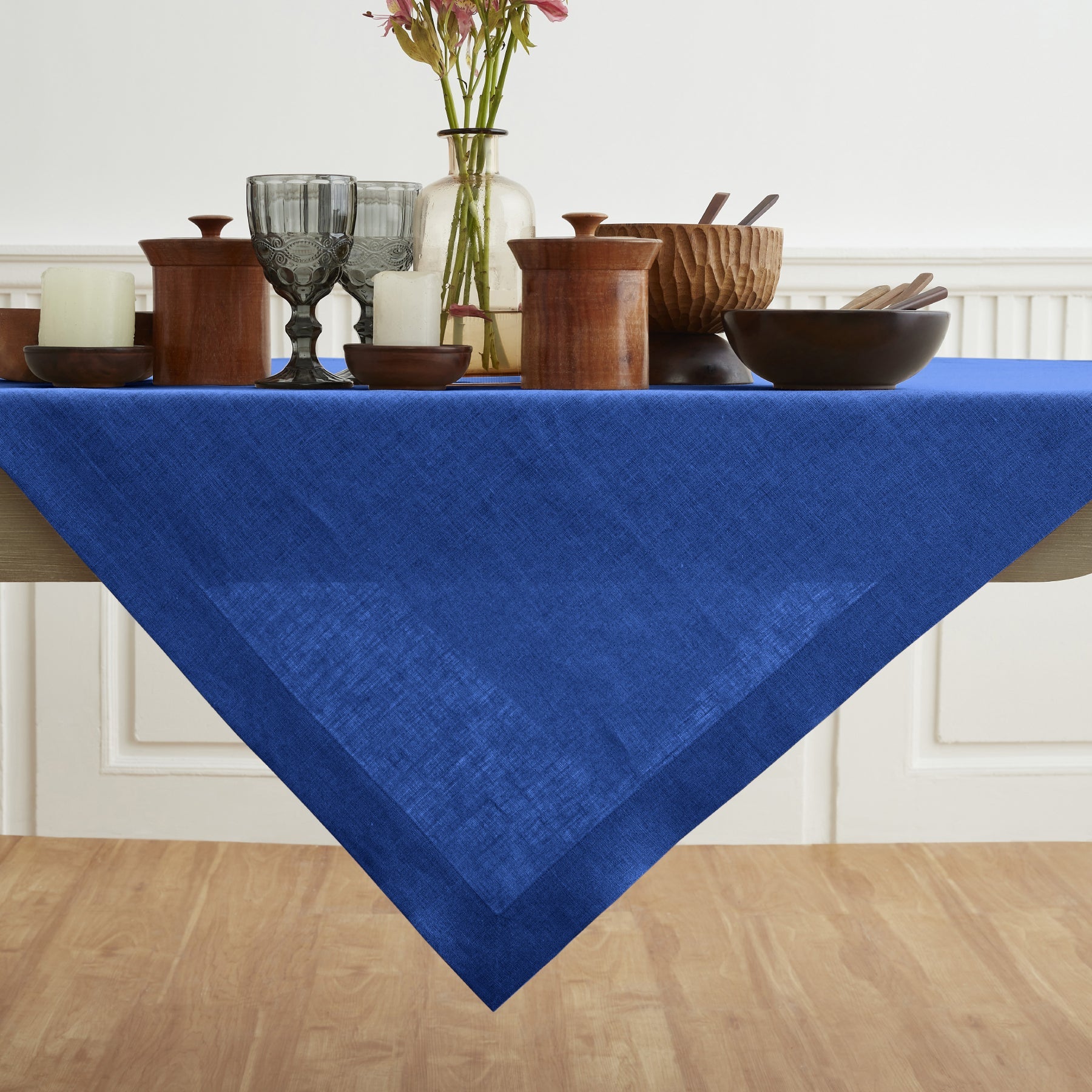 Fete Table Throw