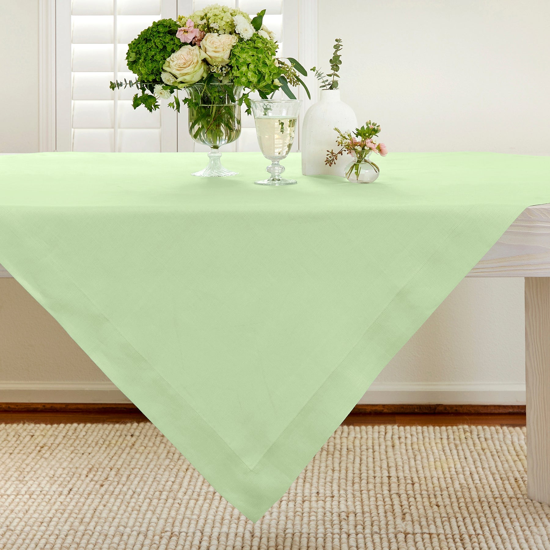 Fete Table Throw