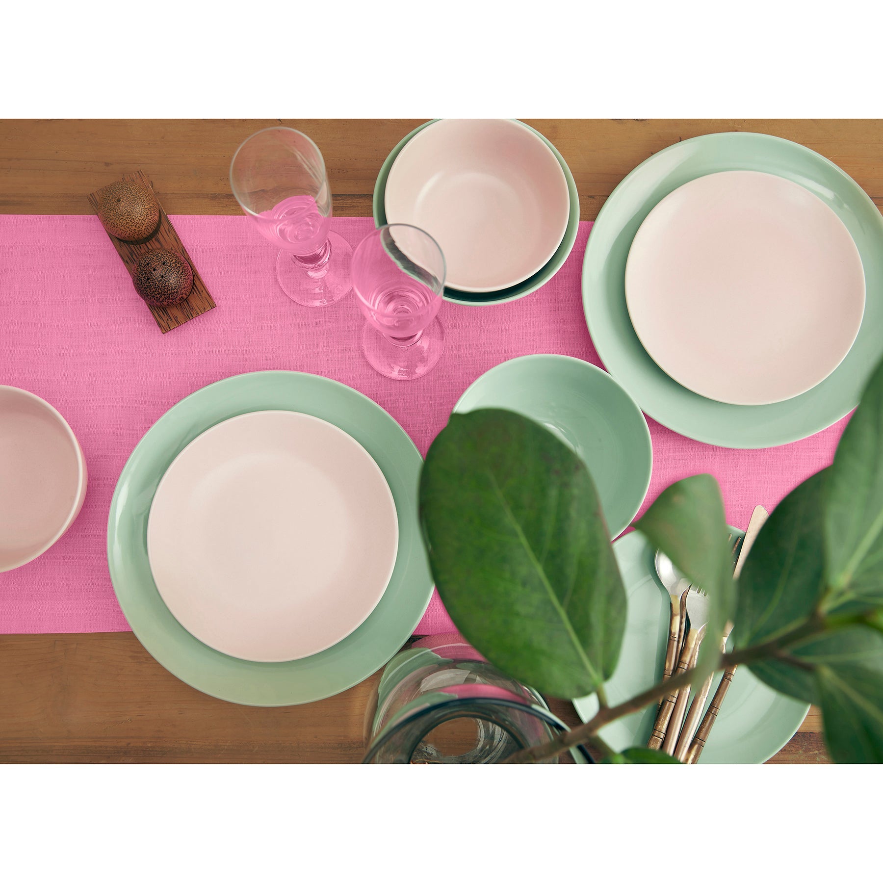 Fete Table Runner
