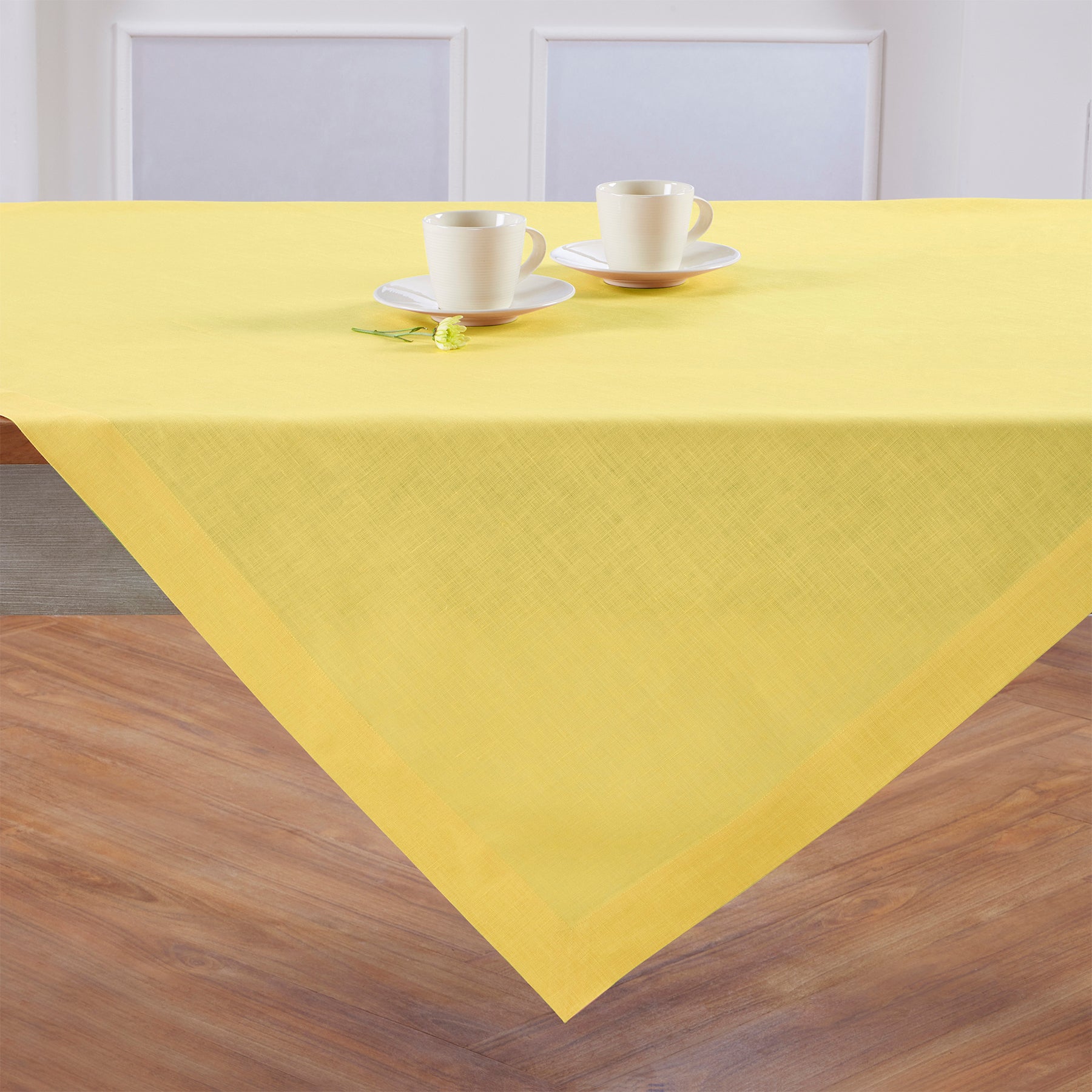 Fete Table Throw