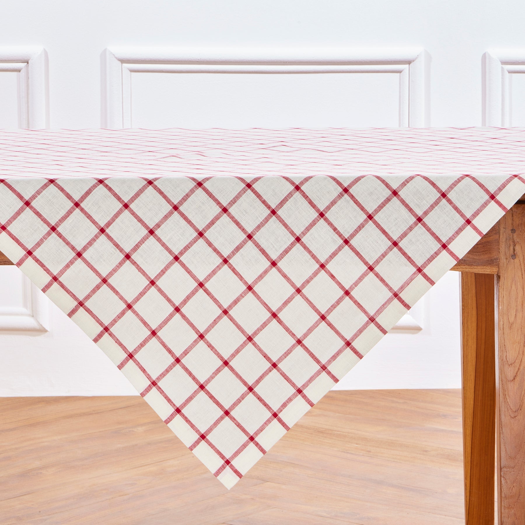 Windowpane Table Throw