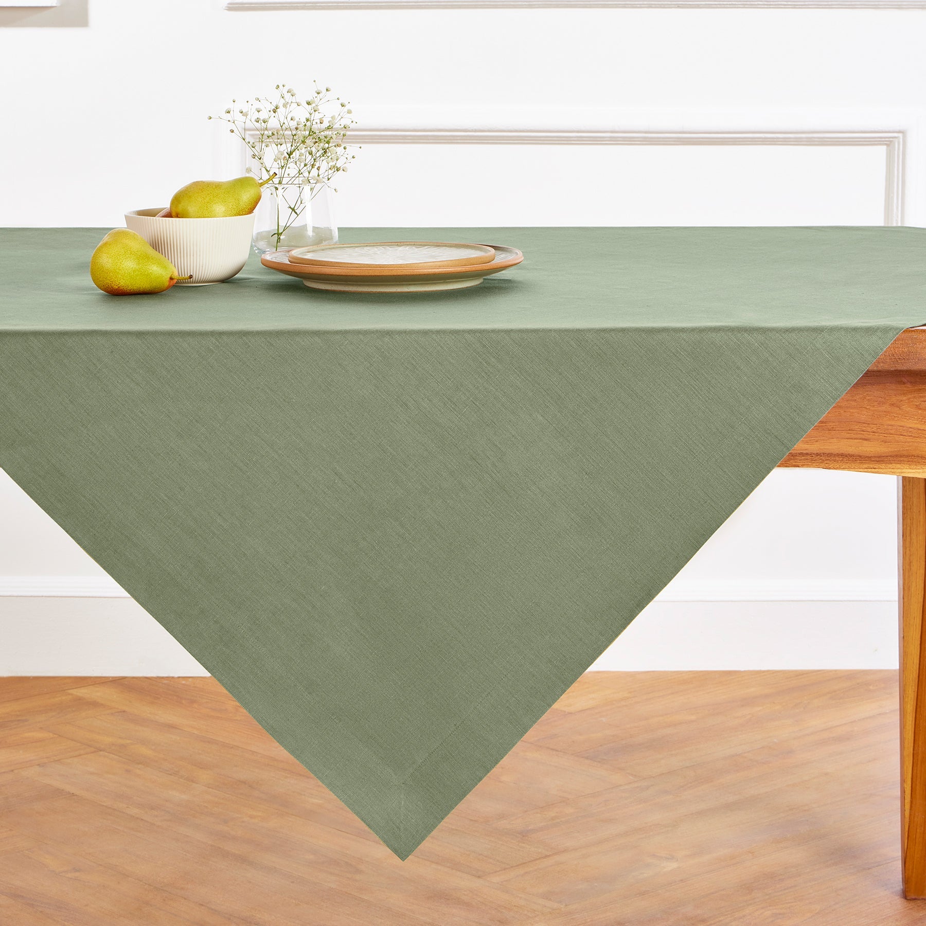 Fete Table Throw