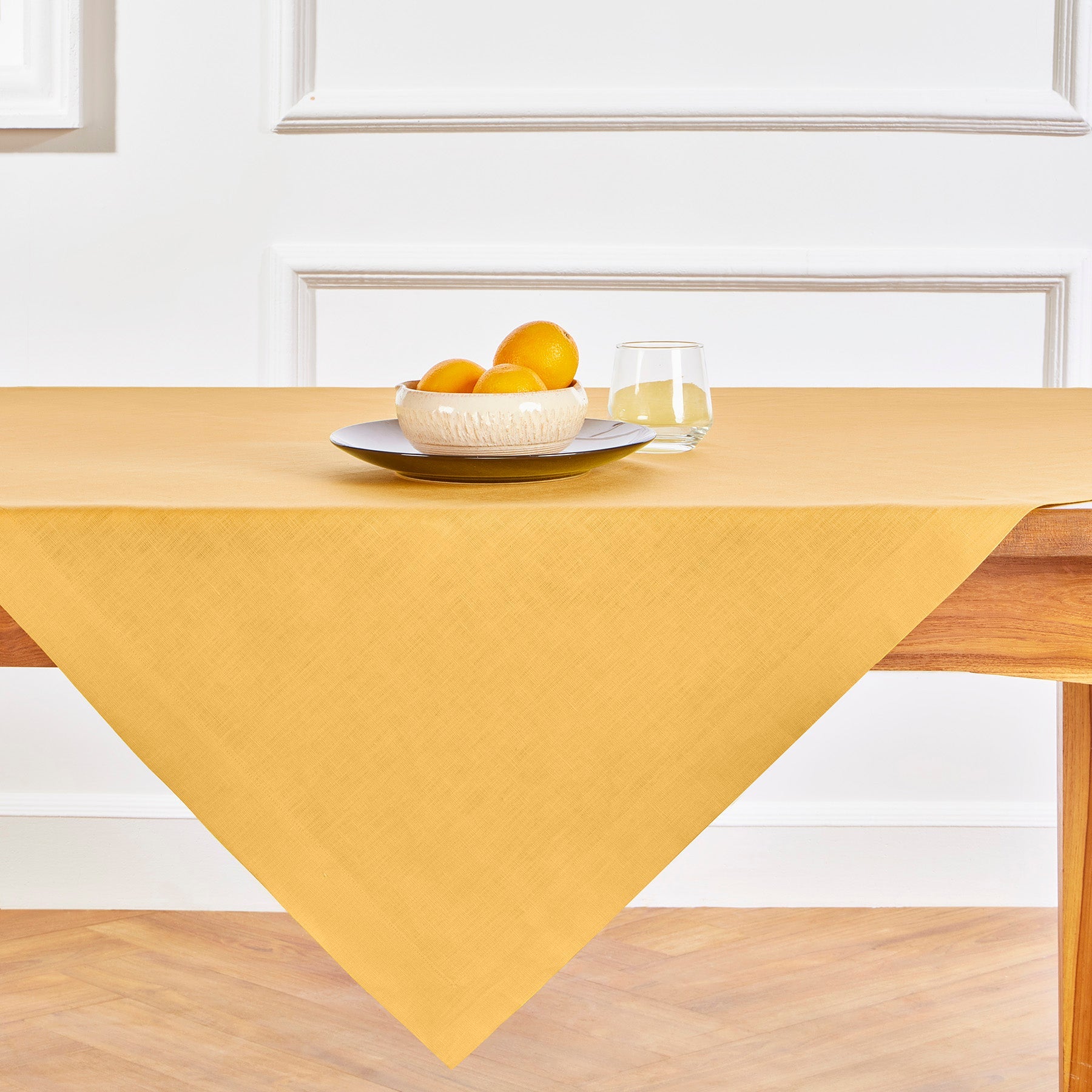 Fete Table Throw