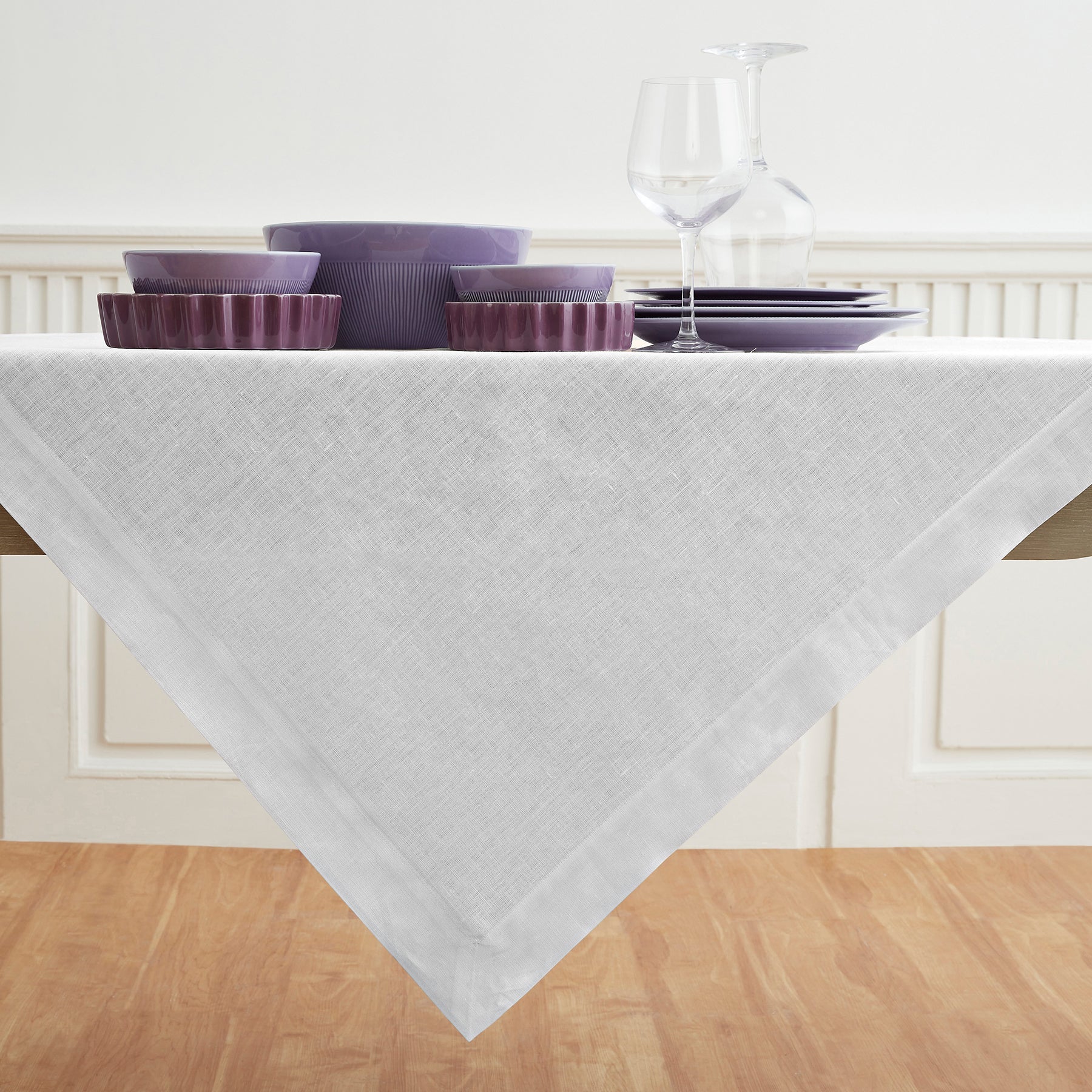 Fete Table Throw