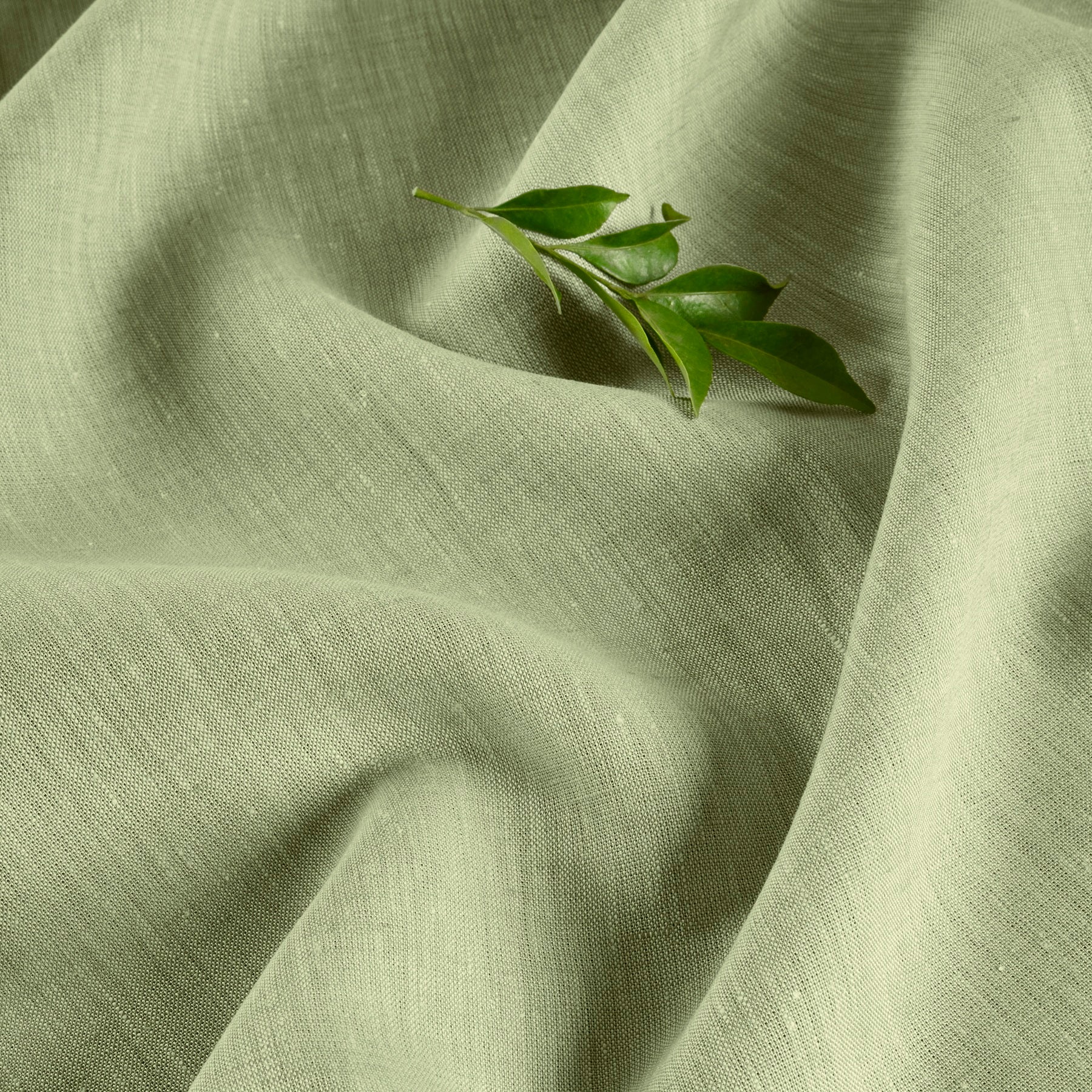 Athena Table Throw