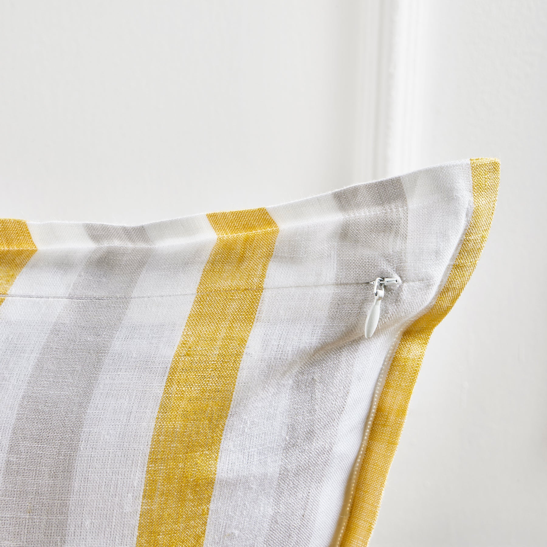 Santa Barbara Pillow Cover