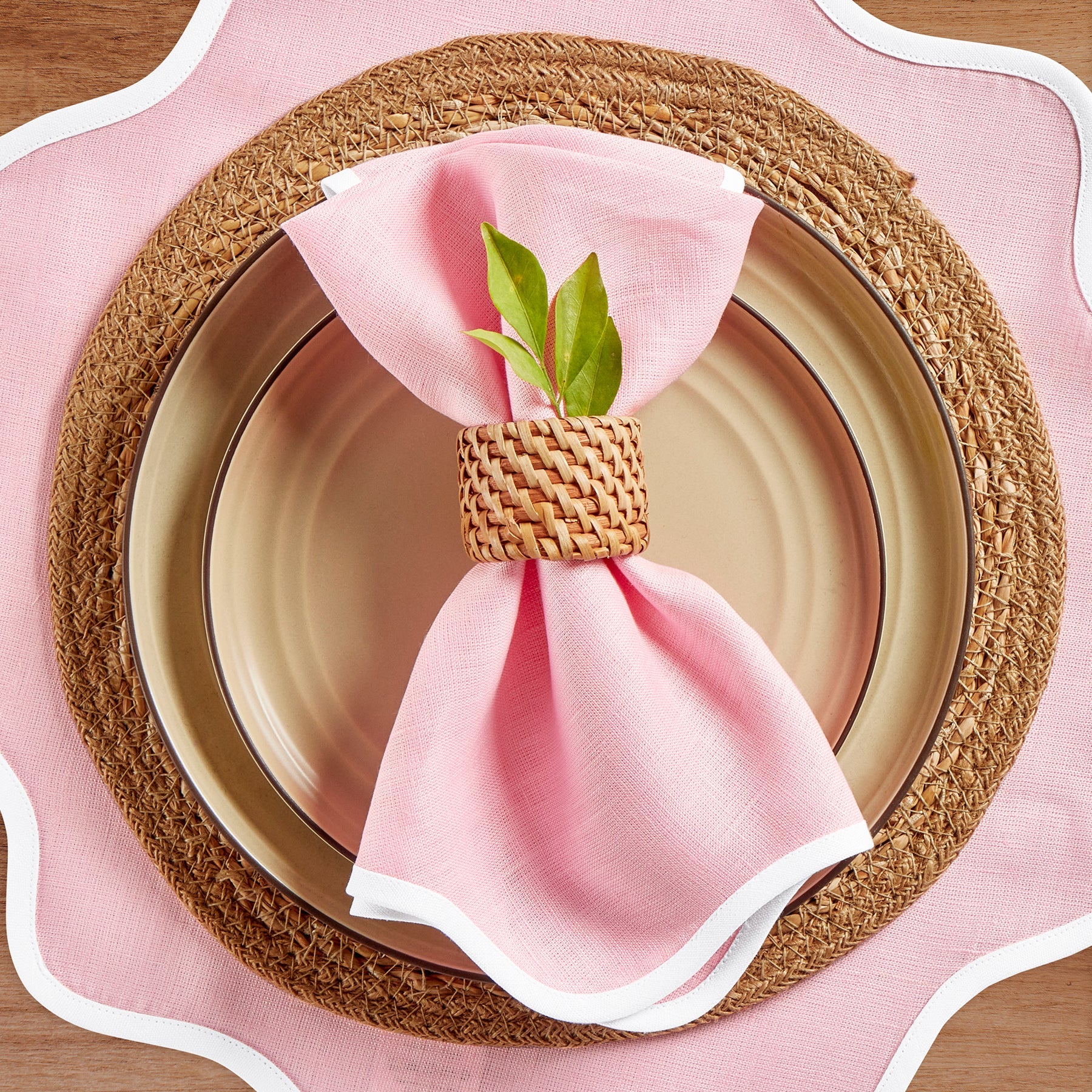 Giselle Scallop Edge Napkins, Set of 4