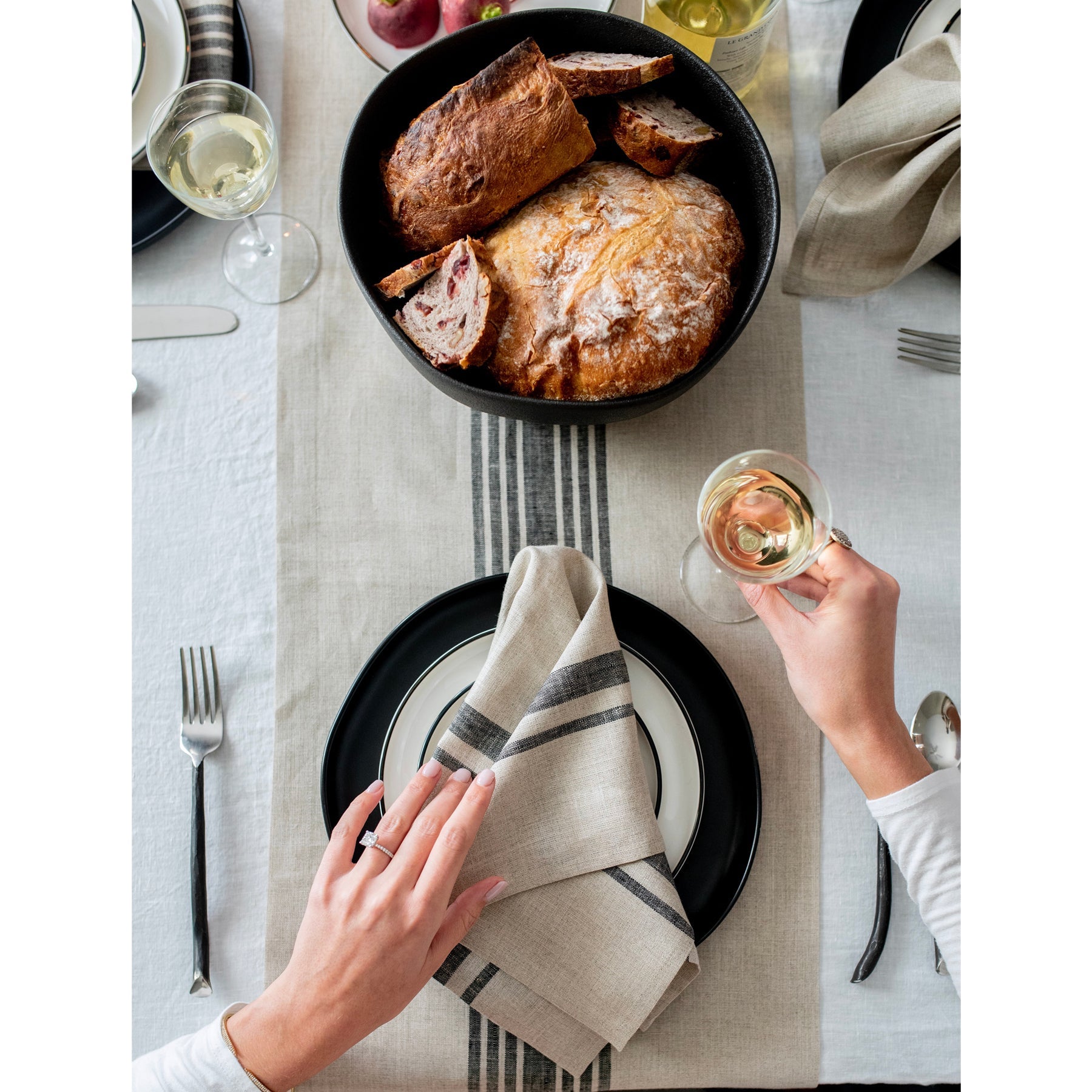 Farmhouse Table Runner