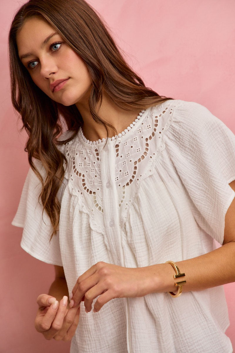 SO ME Cotton Gauze Lace Trim Flutter Sleeves Blouse Top