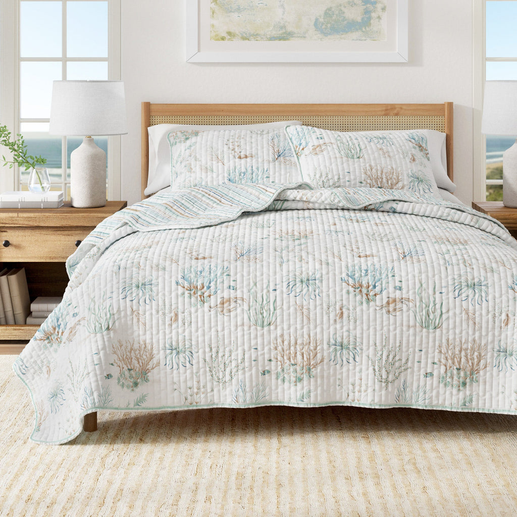 Coastal Printed Cotton Quilt Set - Santa Barbara Collection Aqua Grove