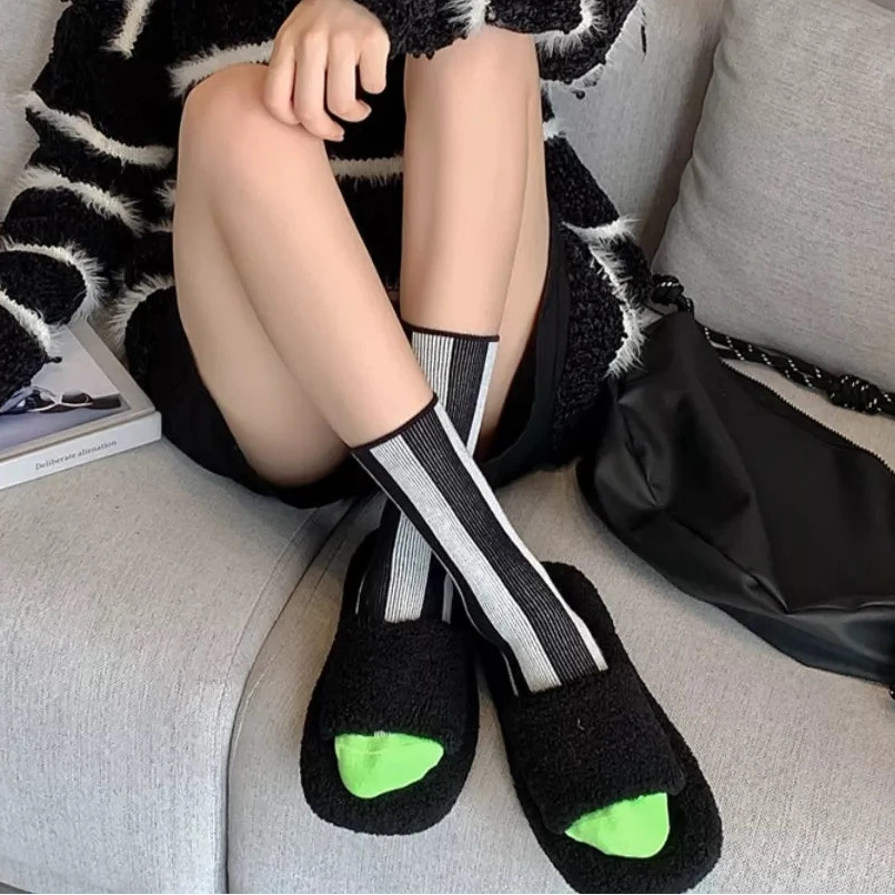 Contrast Striped Crew Socks Black One Size