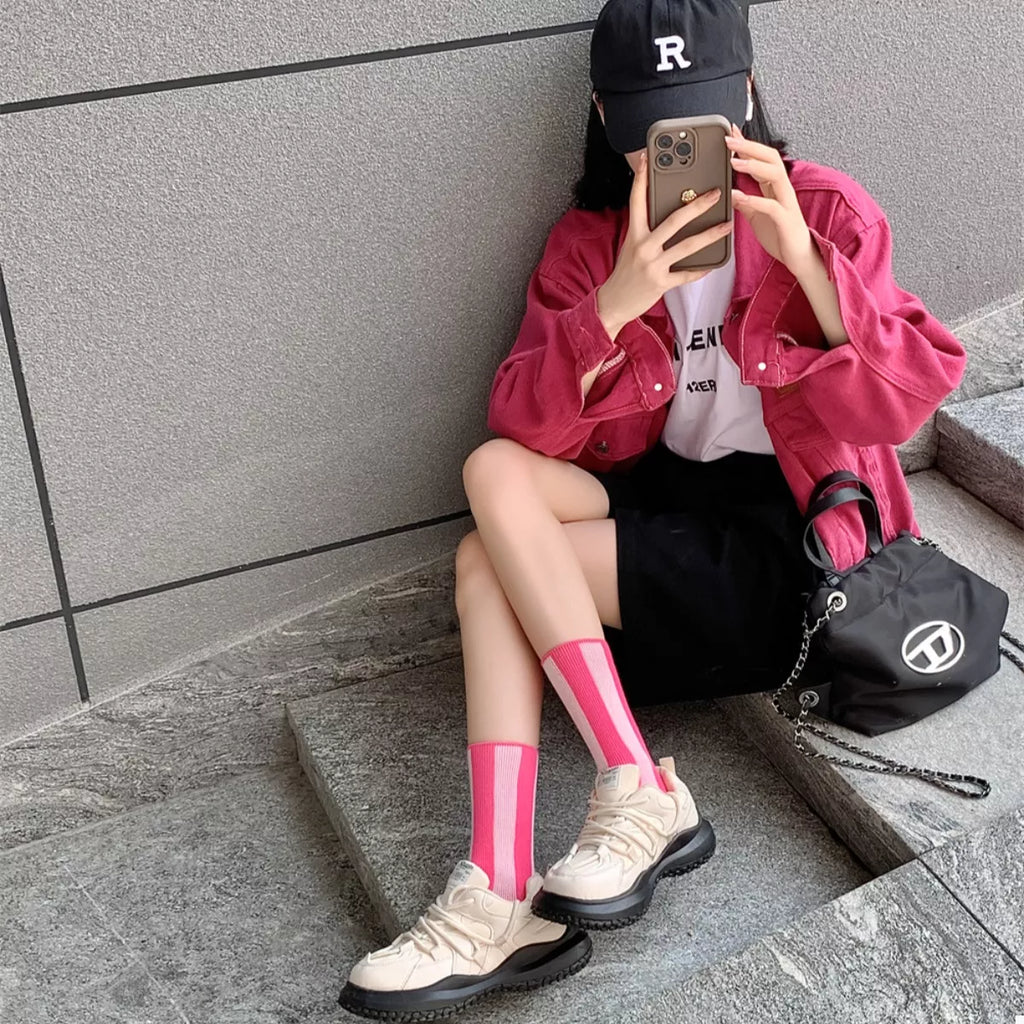 Contrast Striped Crew Socks